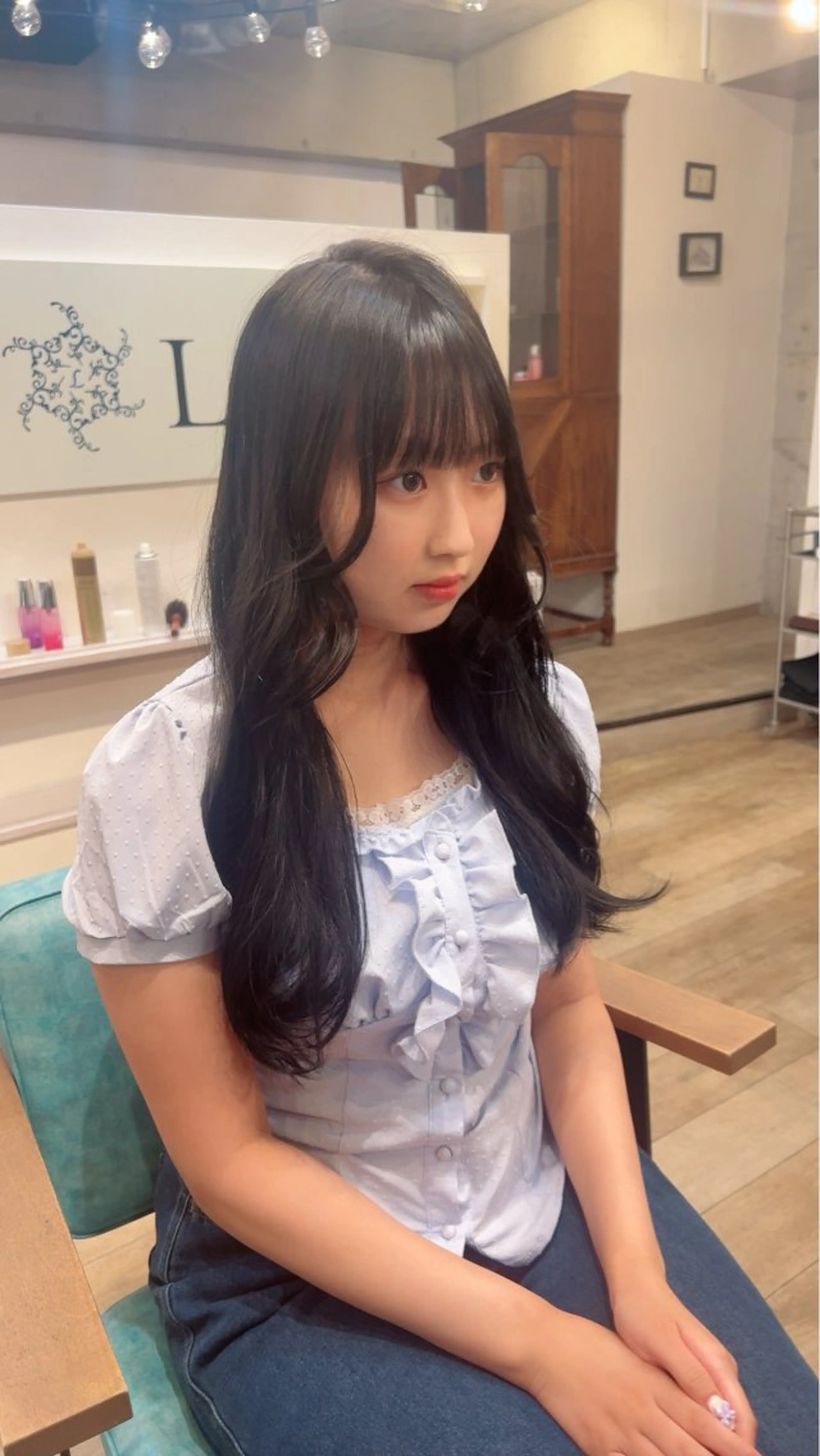 ロング カラー ヘアカラー Liere Muuのヘアスタイル