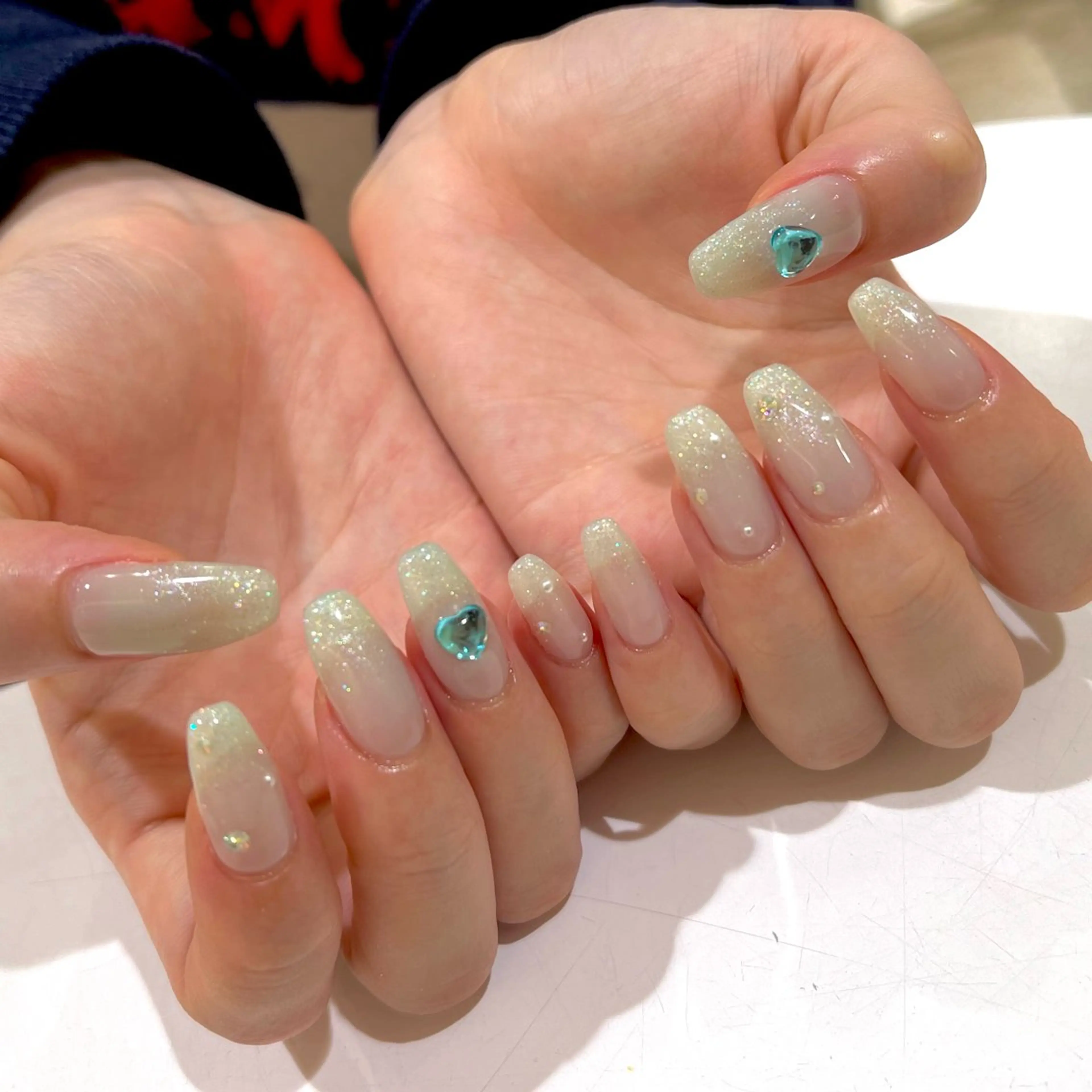 ネイル 持ち込み ハンドネイル 田中 夏海のネイルデザイン