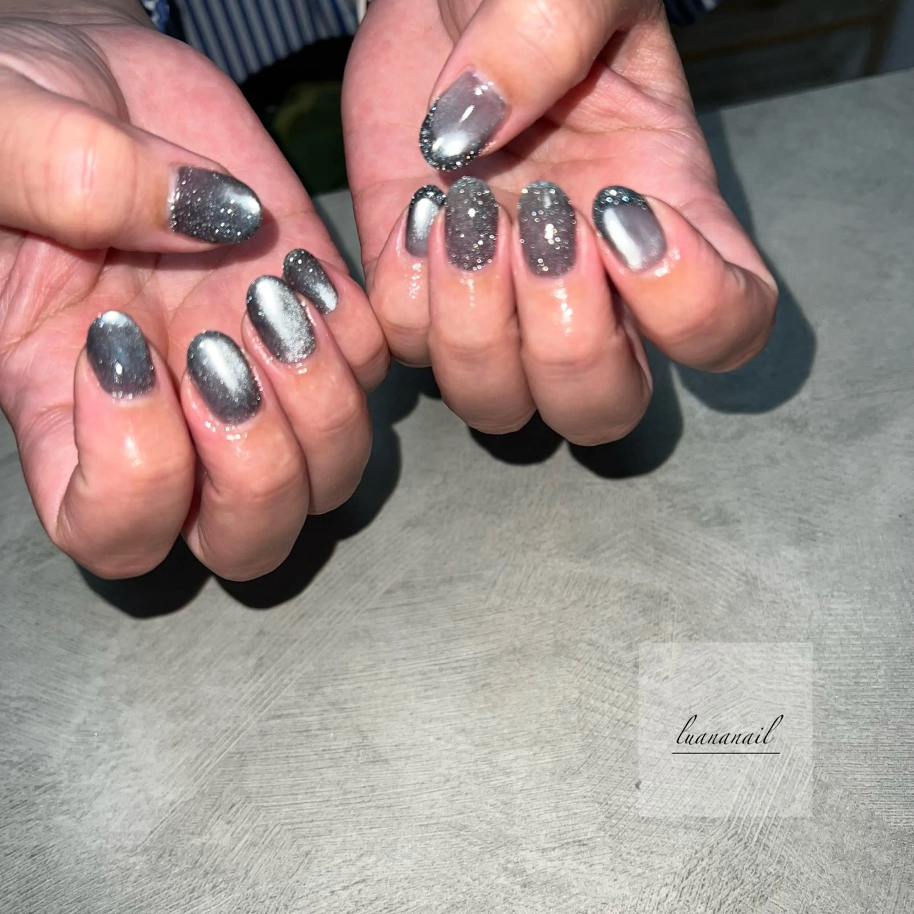 大人気！フラッシュネイル☆オフ無料の写真