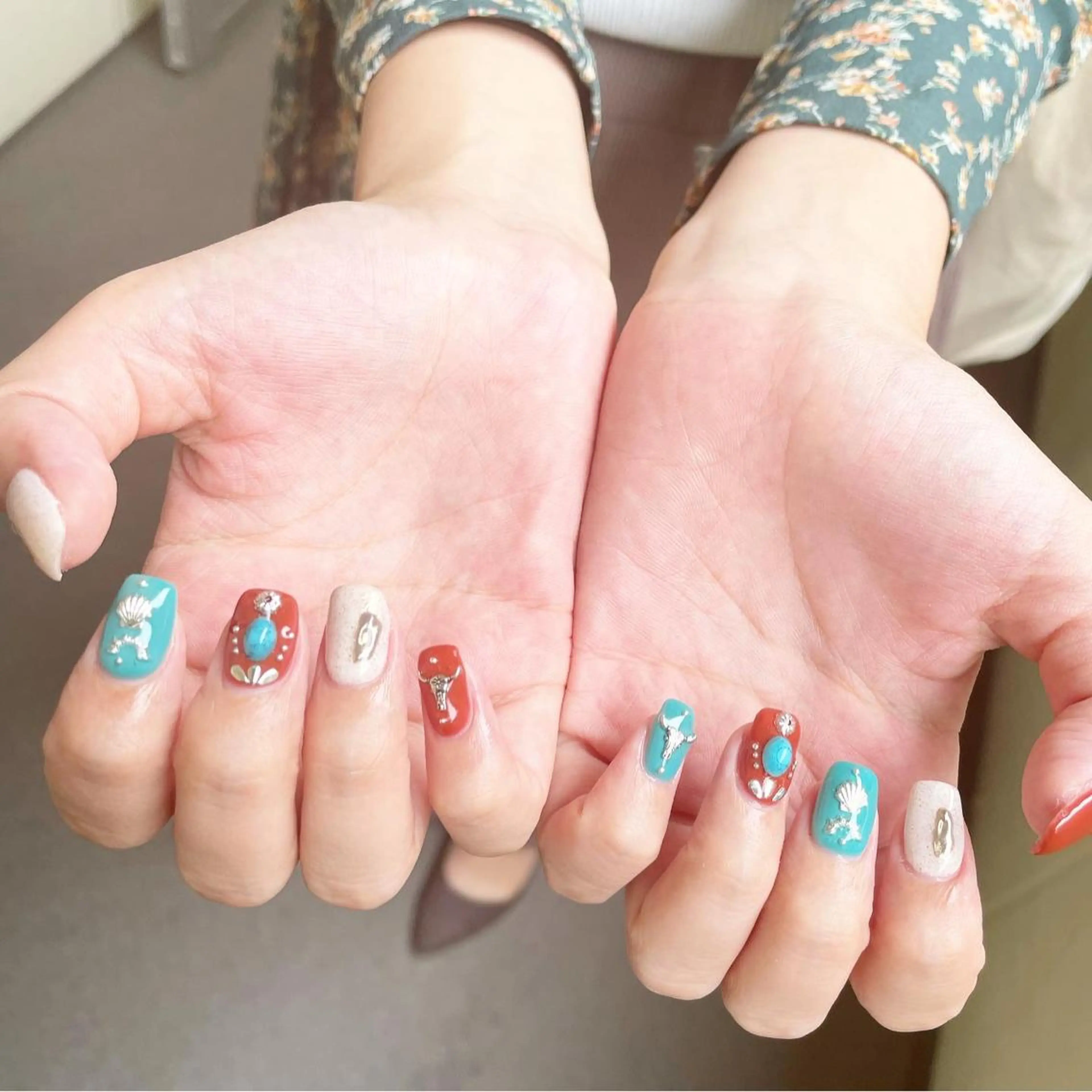 ネイル amour所属・amour ERIKAのマツエク・マツパデザイン