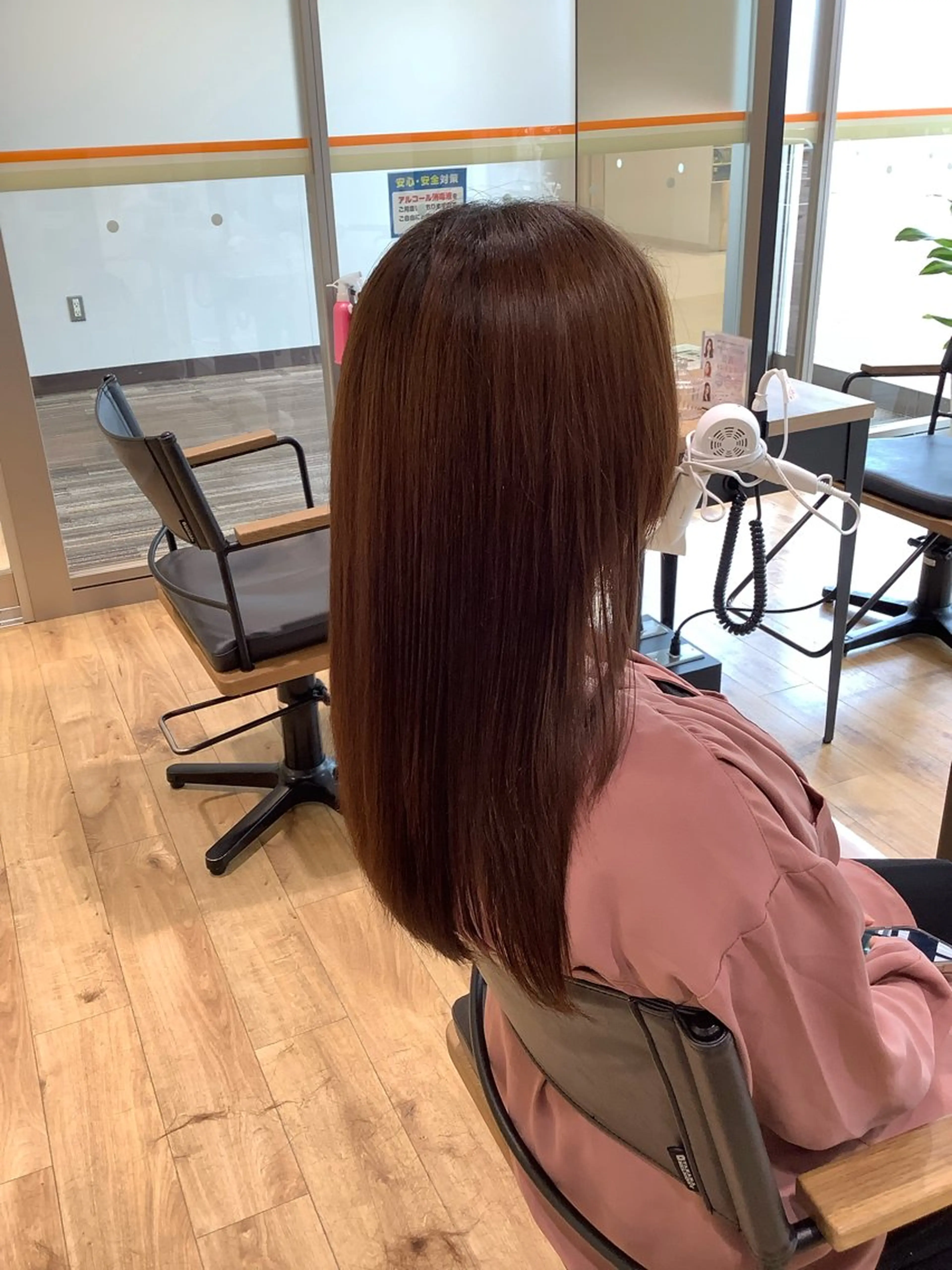 ミディアム カラー パーマ カット 縮毛矯正 エイジングケア特化 美容師✂️山崎竜二のヘアスタイル