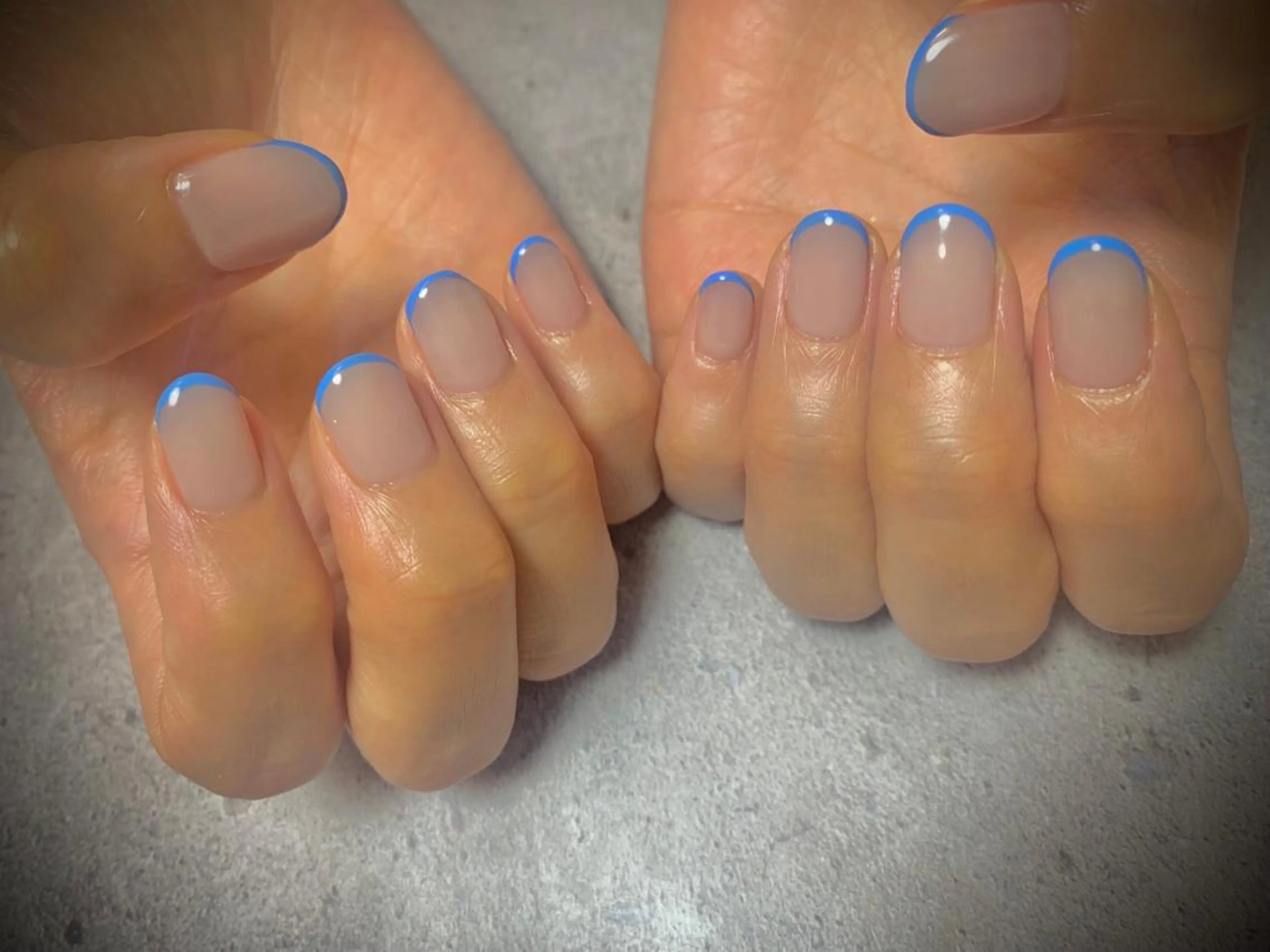 ネイル フレンチネイル ハンドネイル ハンドケア Eden　private nail saron所属・Eden ♾️のネイルデザイン