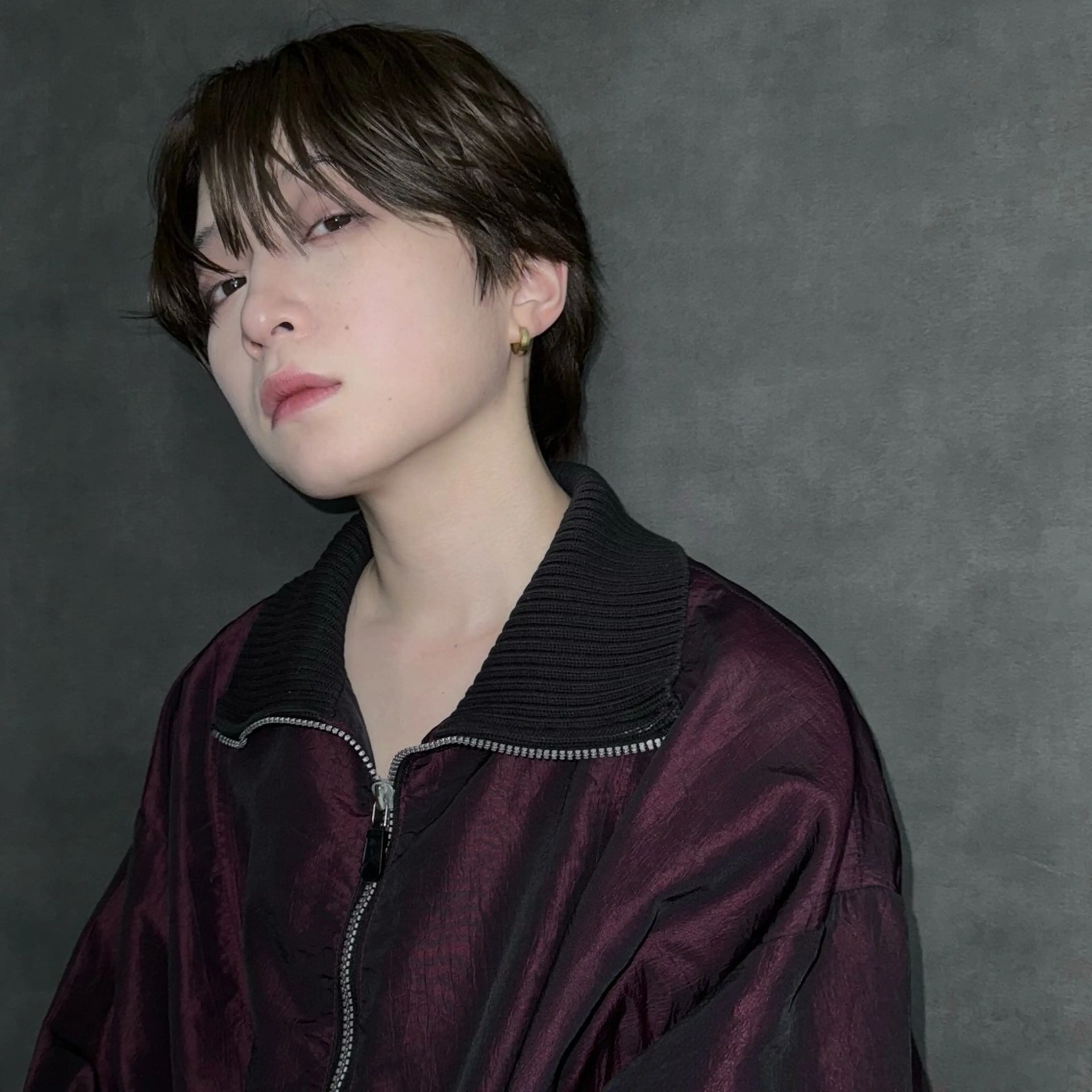 ショート メンズ excia渋谷所属・曲がる縮毛矯正 センターパート/翼のヘアスタイル