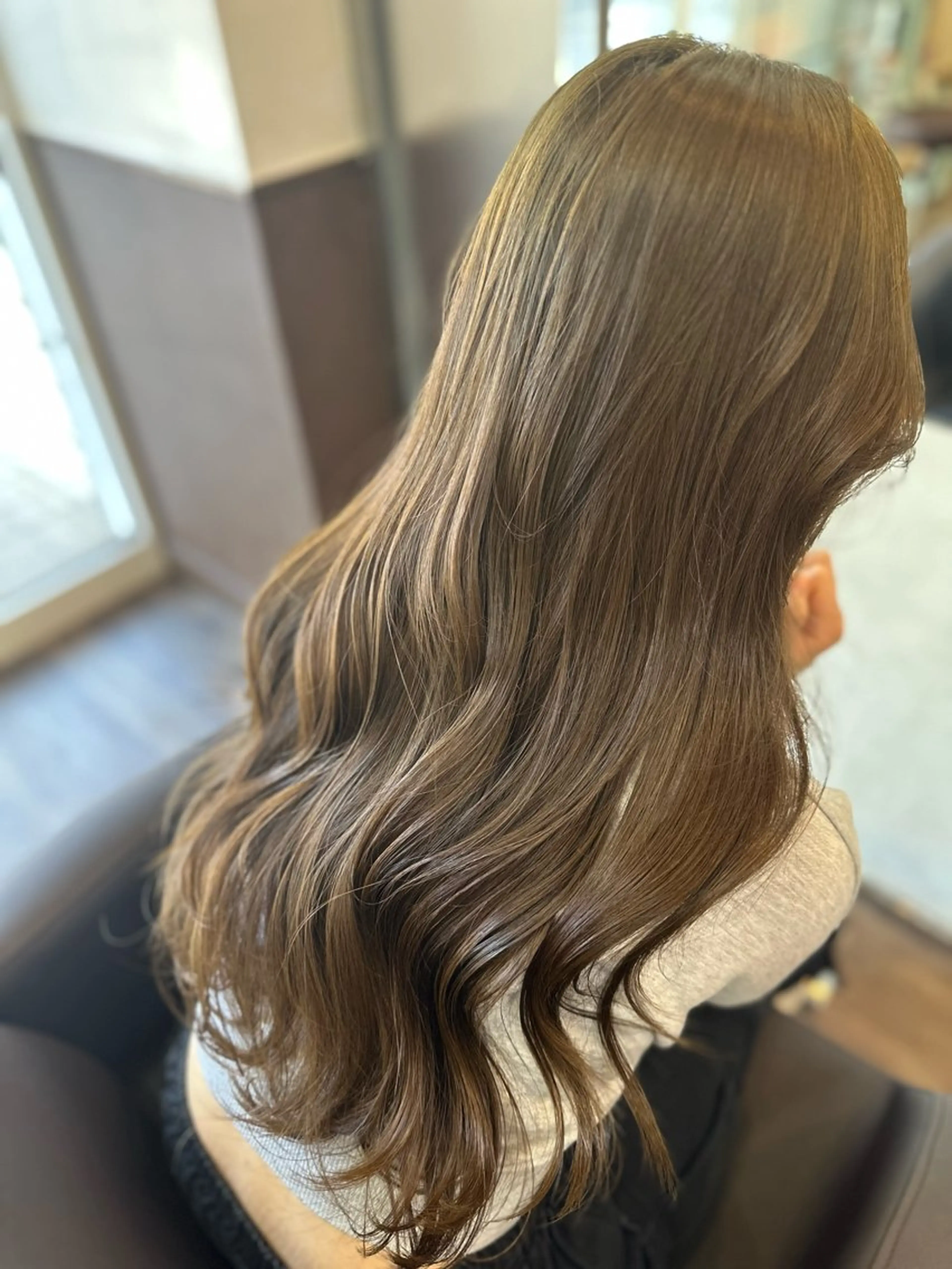 セミロング カラー ベージュカラー オリーブベージュ 透明感韓国ヘア♡ みつきのヘアスタイル