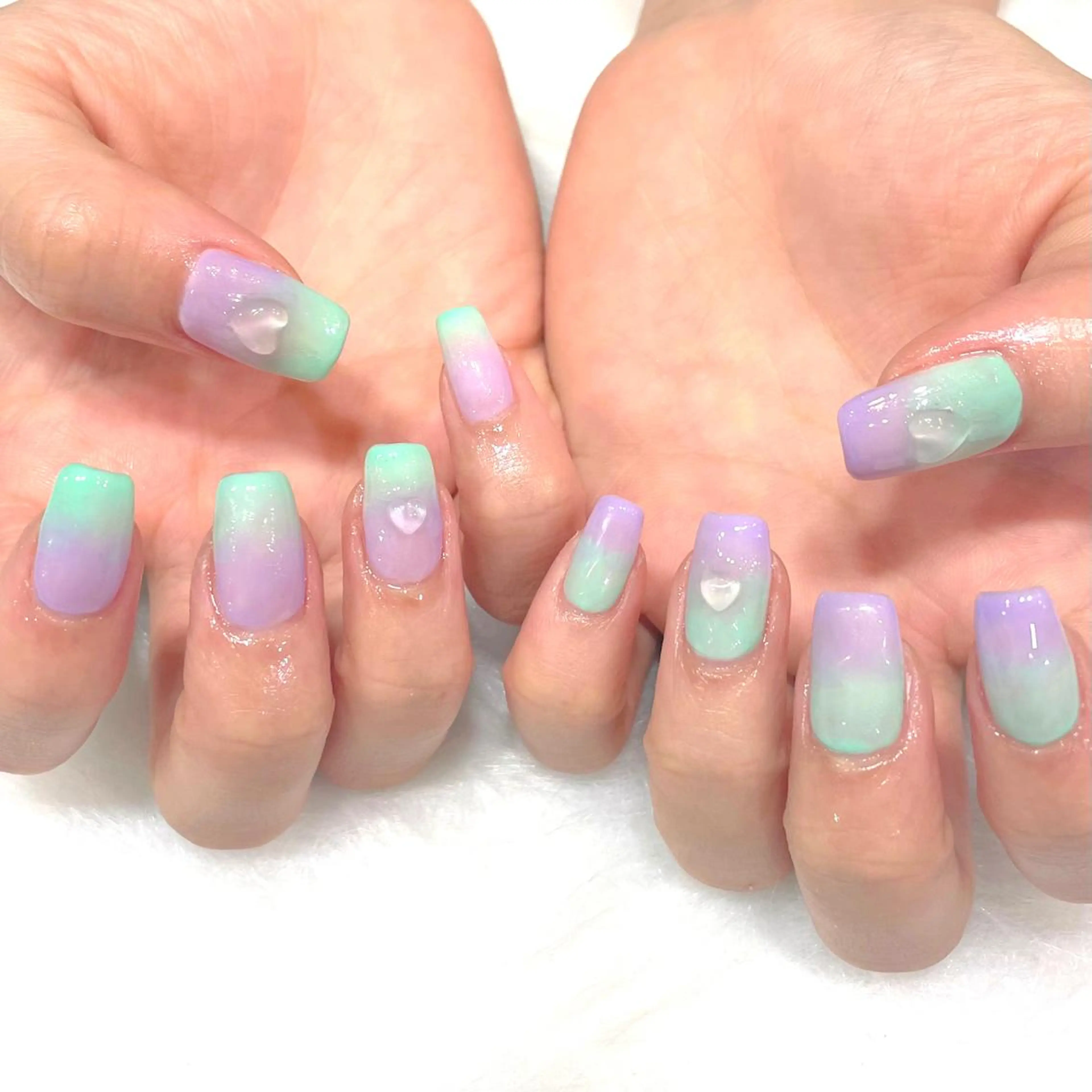 ネイル グラデーション MADDY NAILS所属・MADDYNAILS ✴︎柏痛ネイルのネイルデザイン