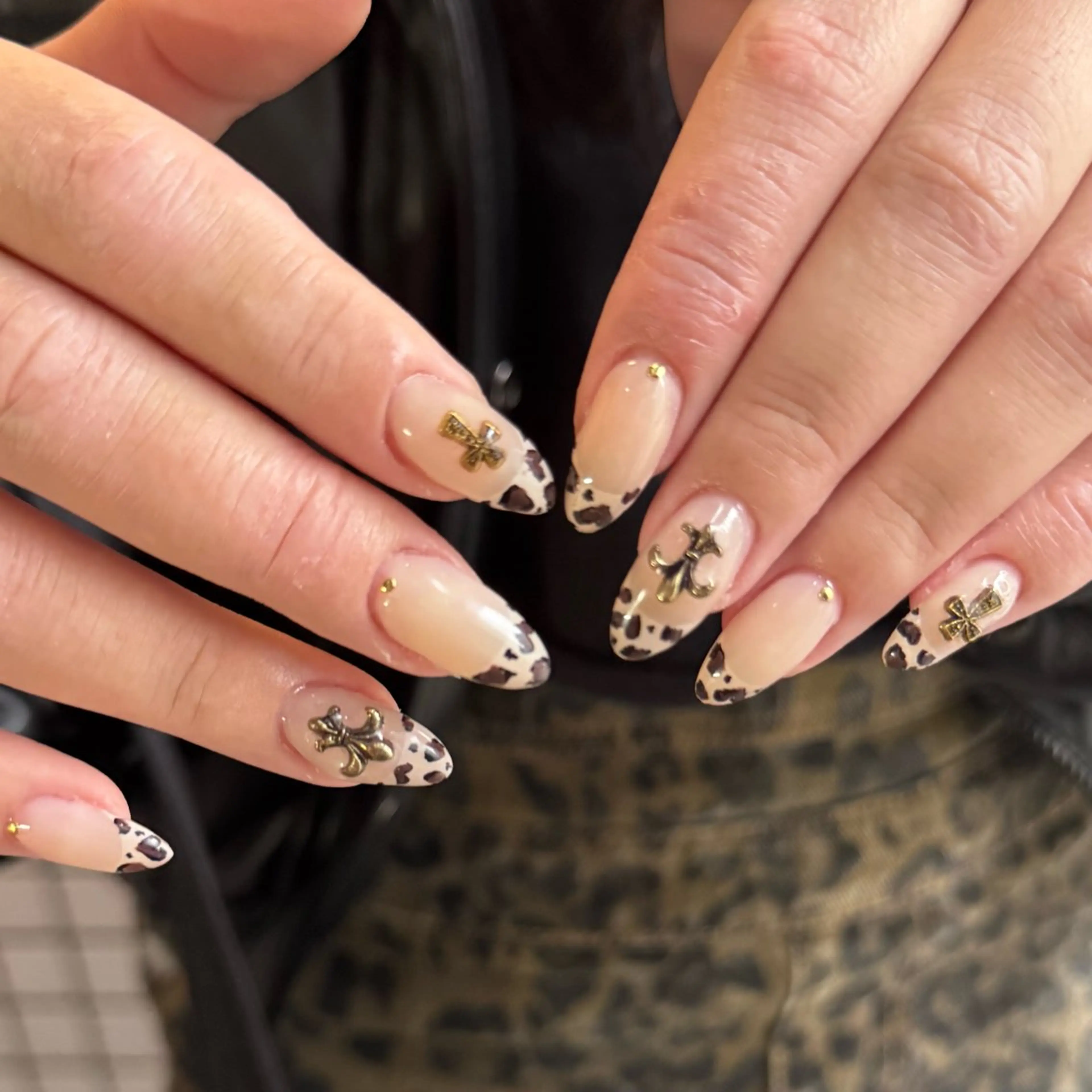 ミディアム 小川 柚香のネイルデザイン