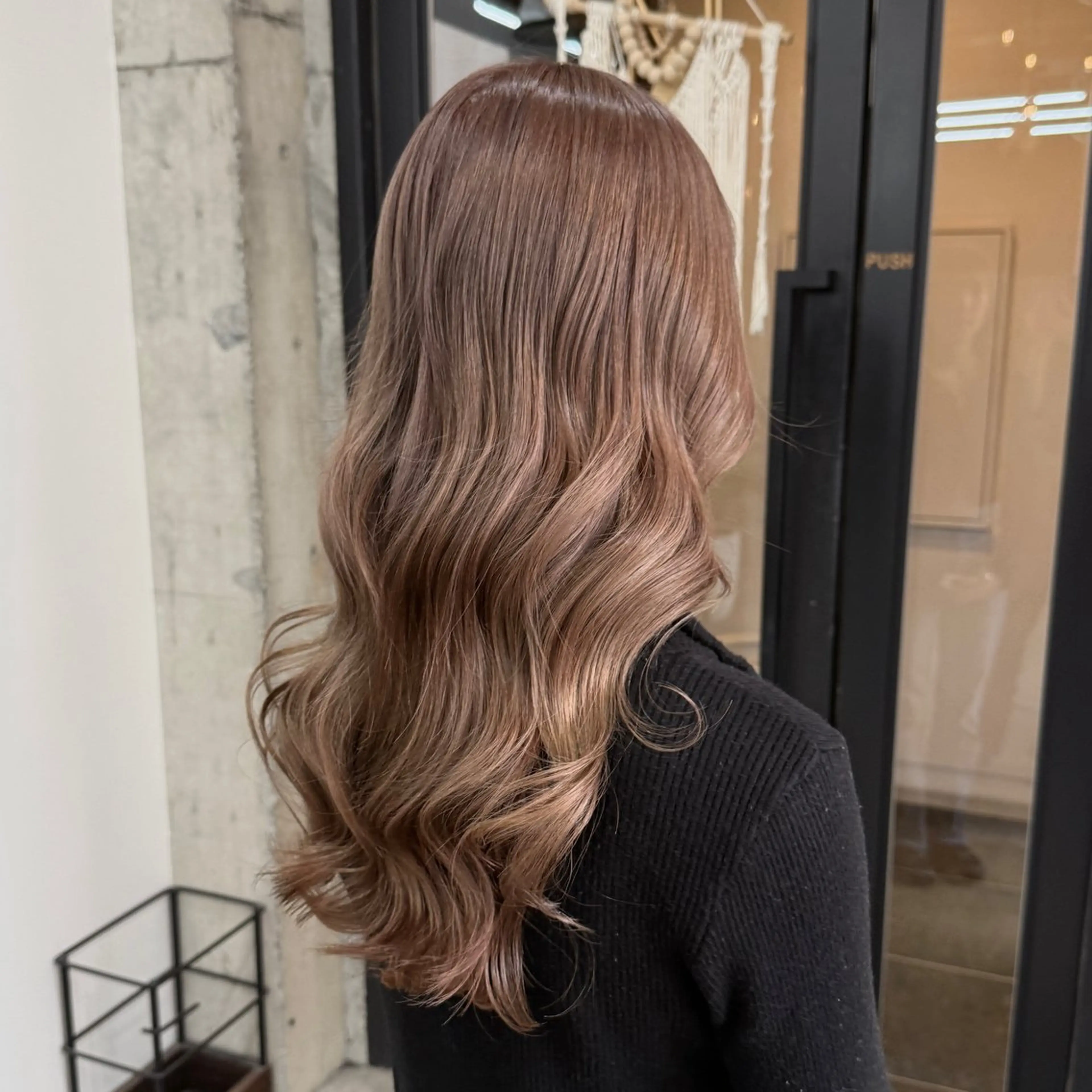 ロング あい あやみのヘアスタイル