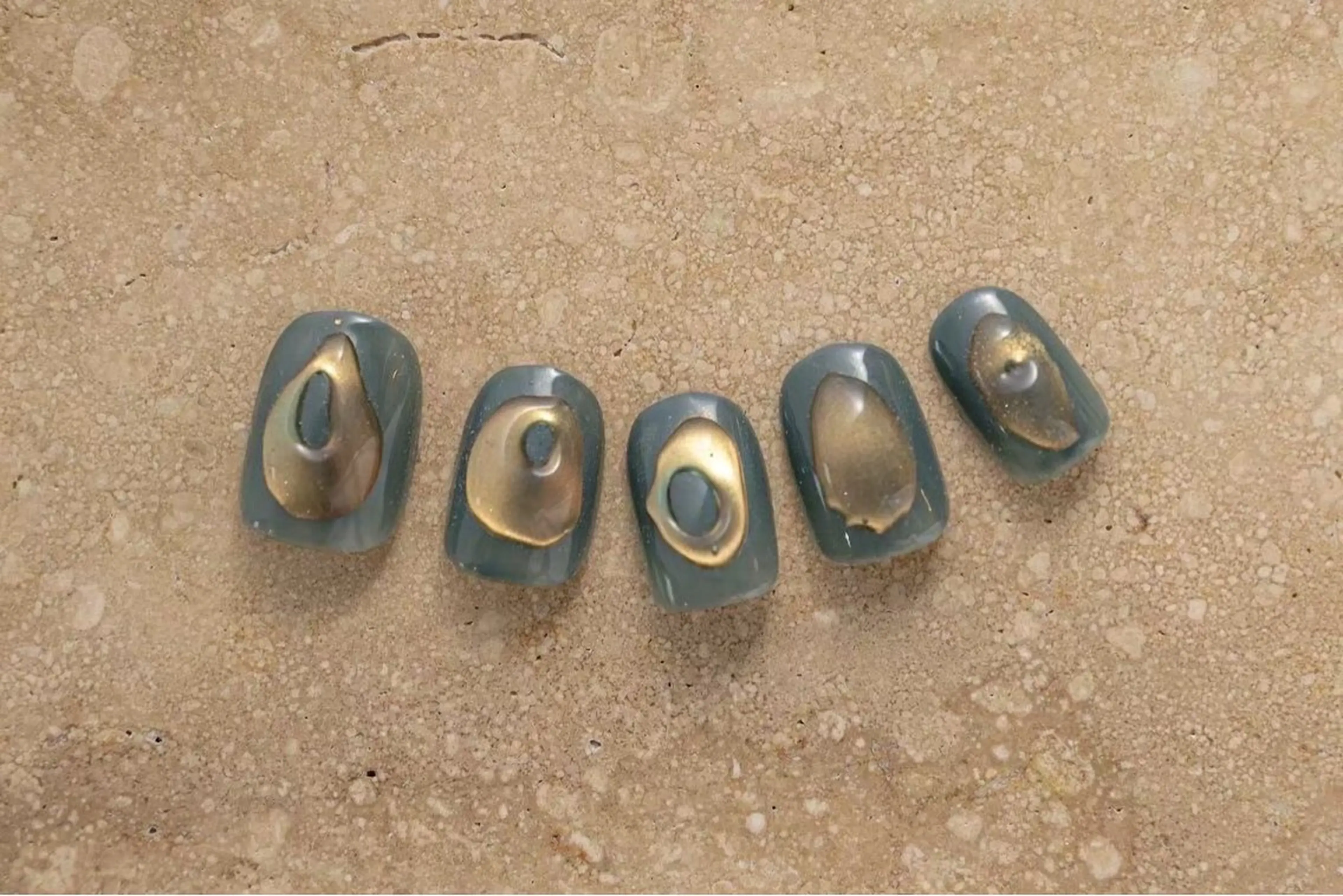 ネイル nail salon quartetto所属・しまだ なつきのネイルデザイン