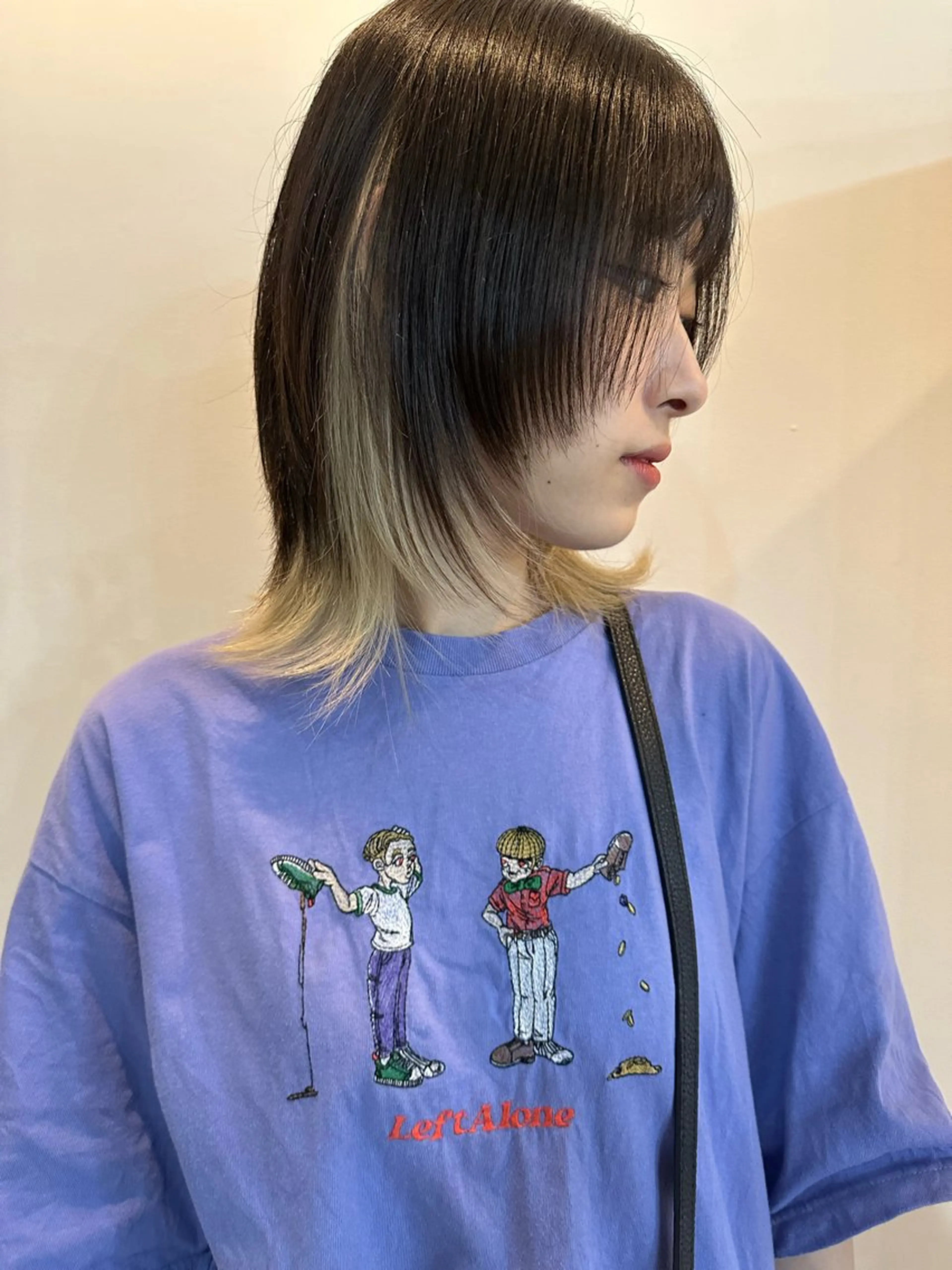 ショート カラー ヘアアレンジ ショートボブ ブリーチ インナーカラー ブリーチなしカラー ボブ カット トリートメント 切りっぱなしボブ/ デザインカラー店長のヘアスタイル