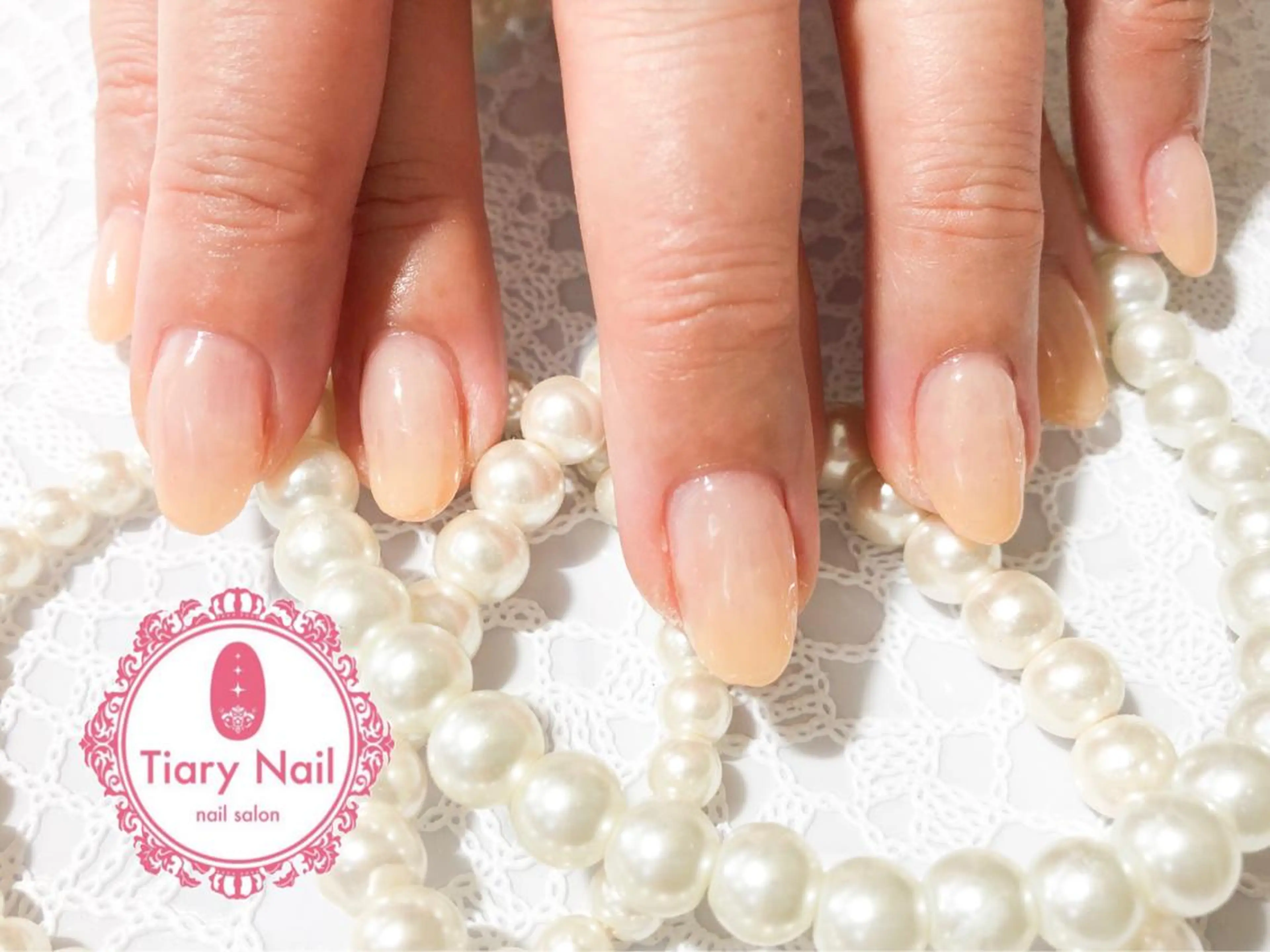 ネイル tiarynail K Kのネイルデザイン
