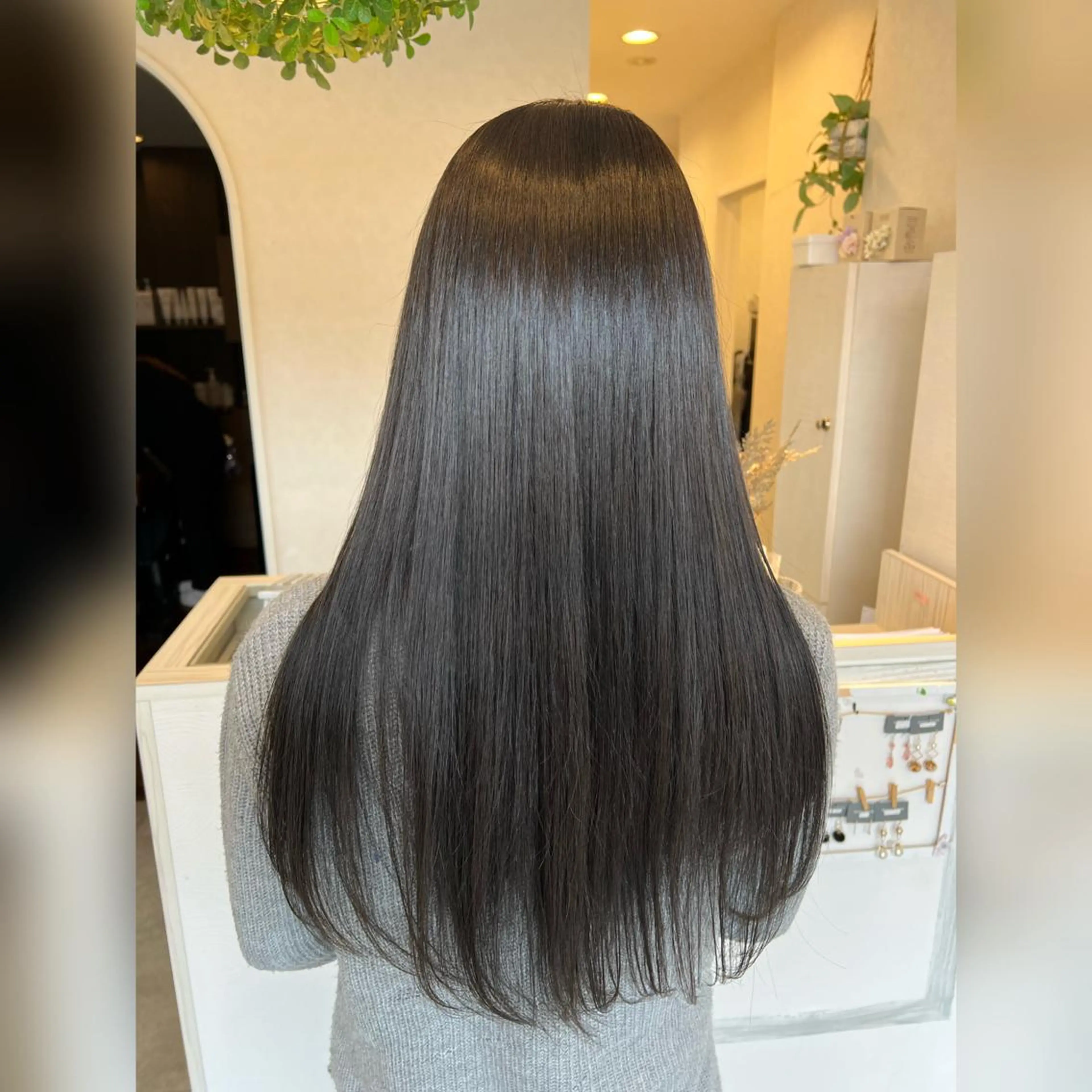 【 🎨color + ケラスターゼトリートメント or Aujua⑤stepプレミアムトリートメント✨ 】の写真