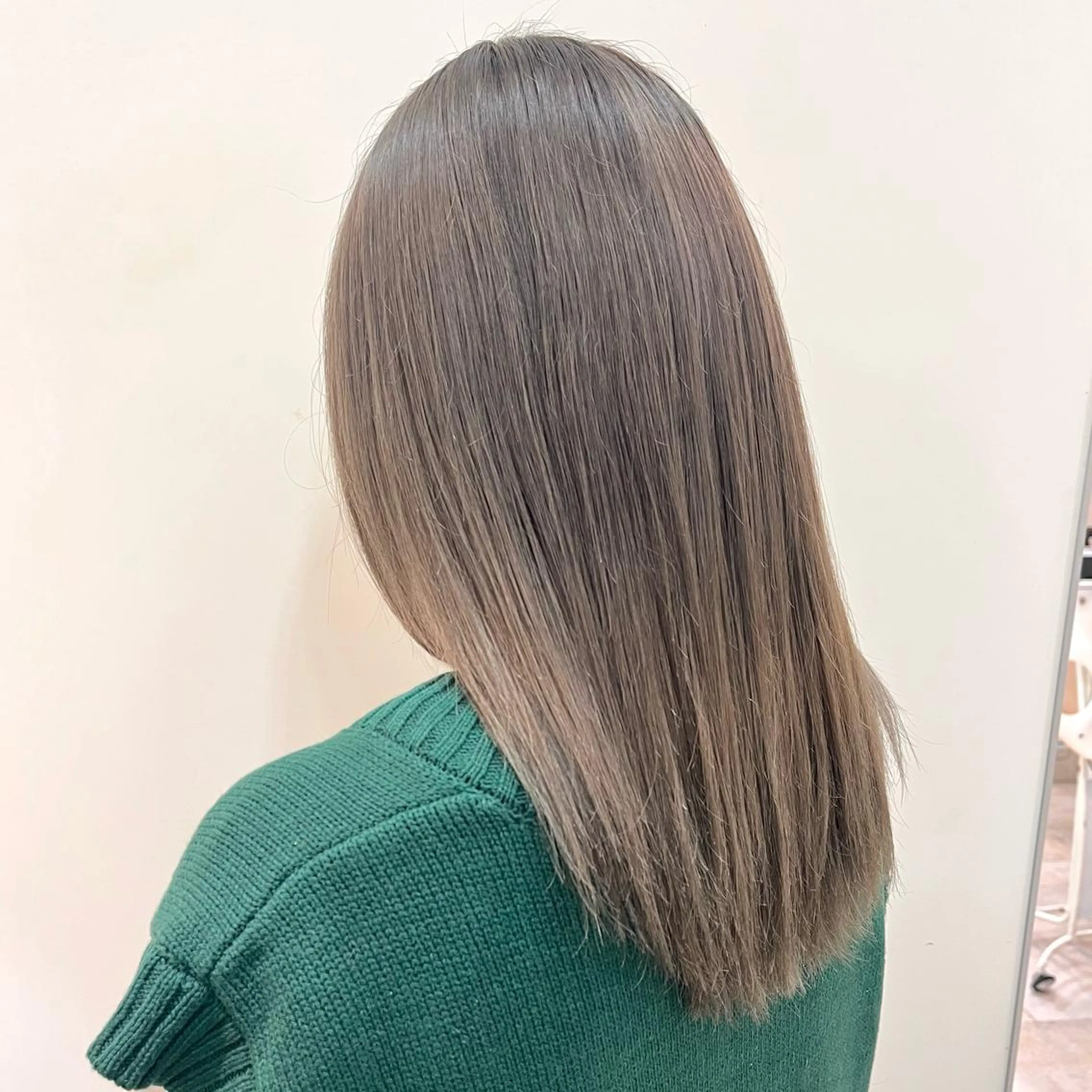 セミロング PELE SAKAE /Sayakaのヘアスタイル