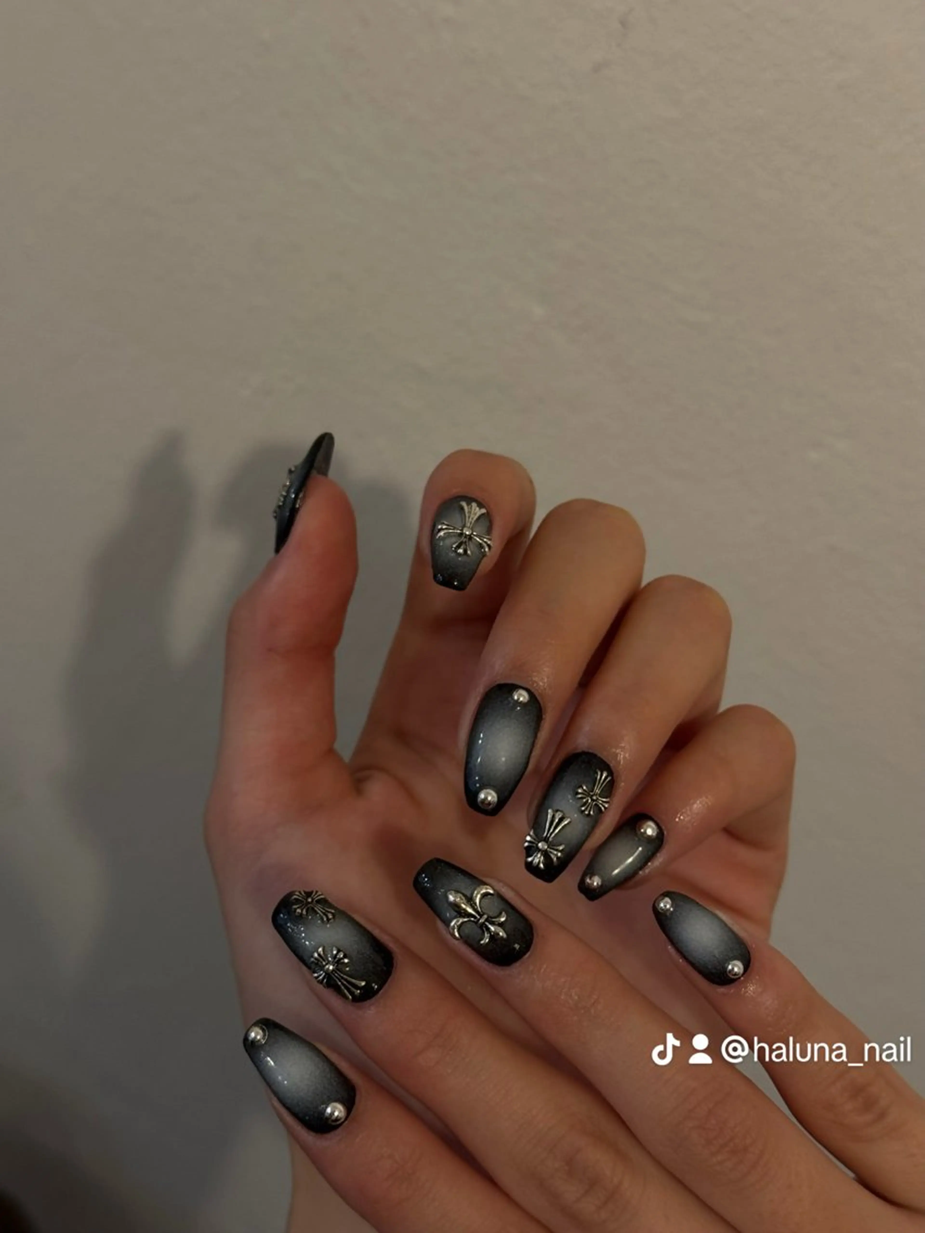 ネイル ハンドネイル キンジョウ ハルナのネイルデザイン