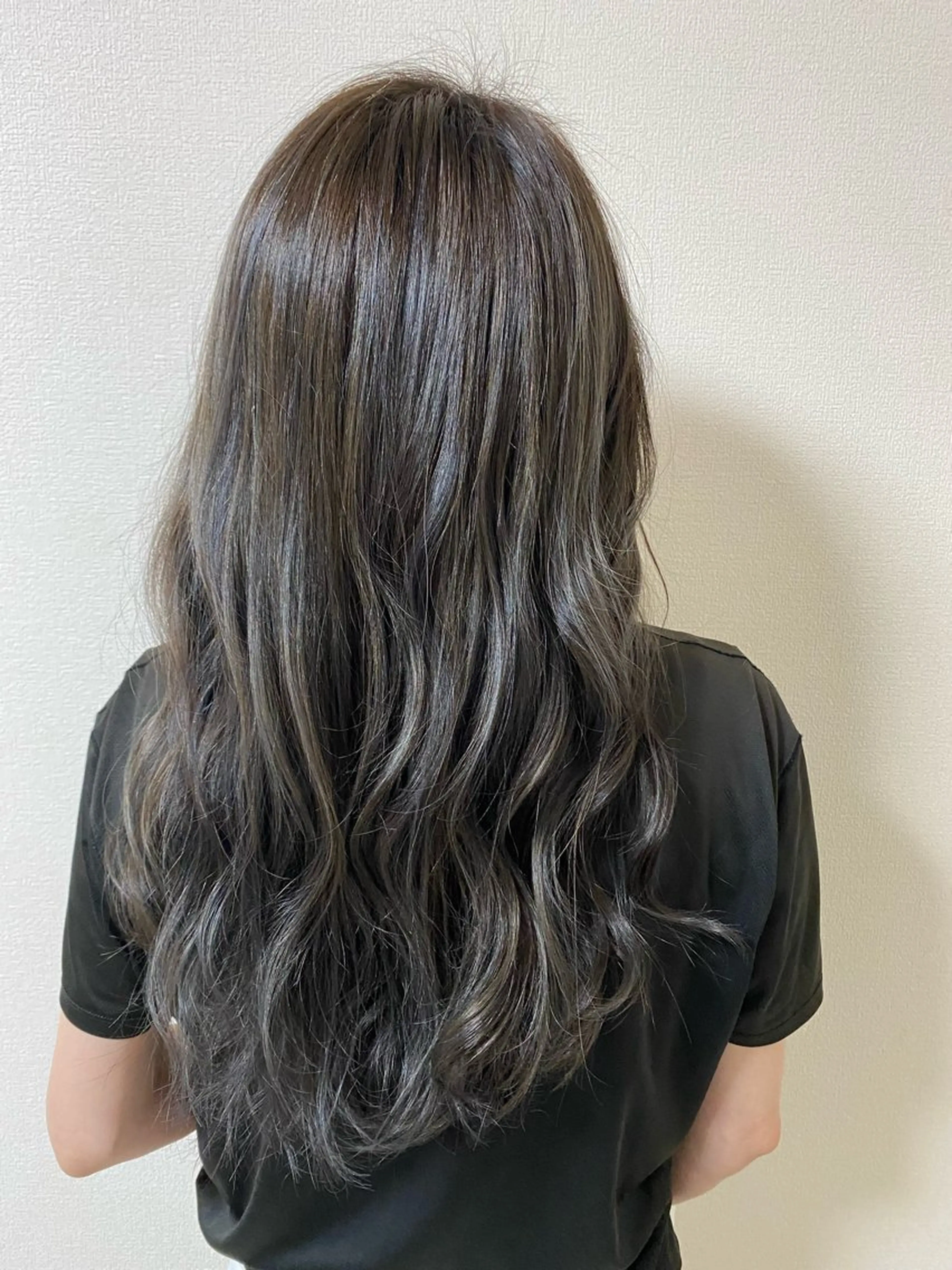 ロング カラー 💖ERI💖/酸性 ストレートNo.1のヘアスタイル