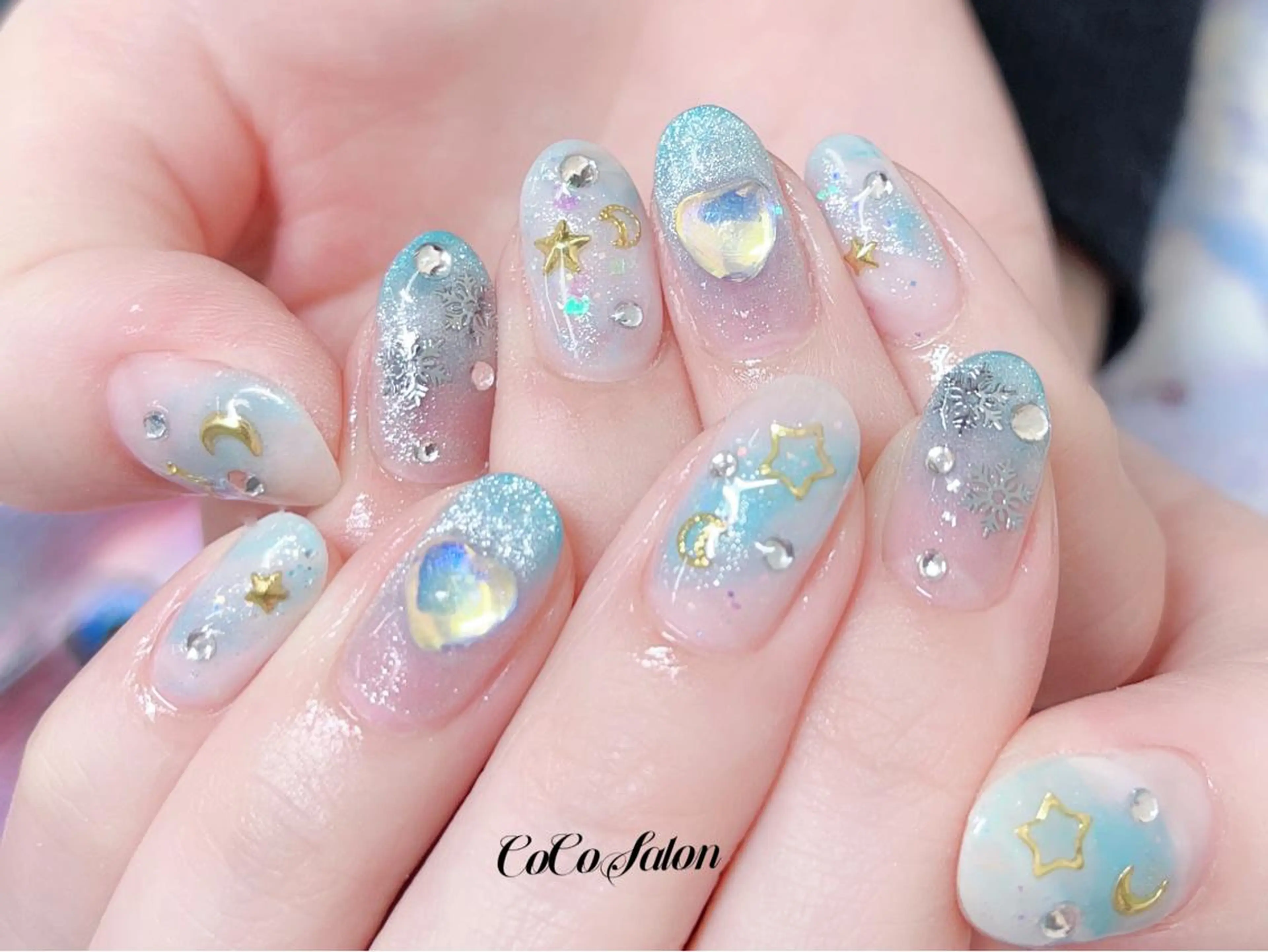 ネイル 長さ出し ジェルネイル グラデーション ハート ホログラムネイル ハンドネイル CoCoSalon ネイル/まつ毛予約のネイルデザイン