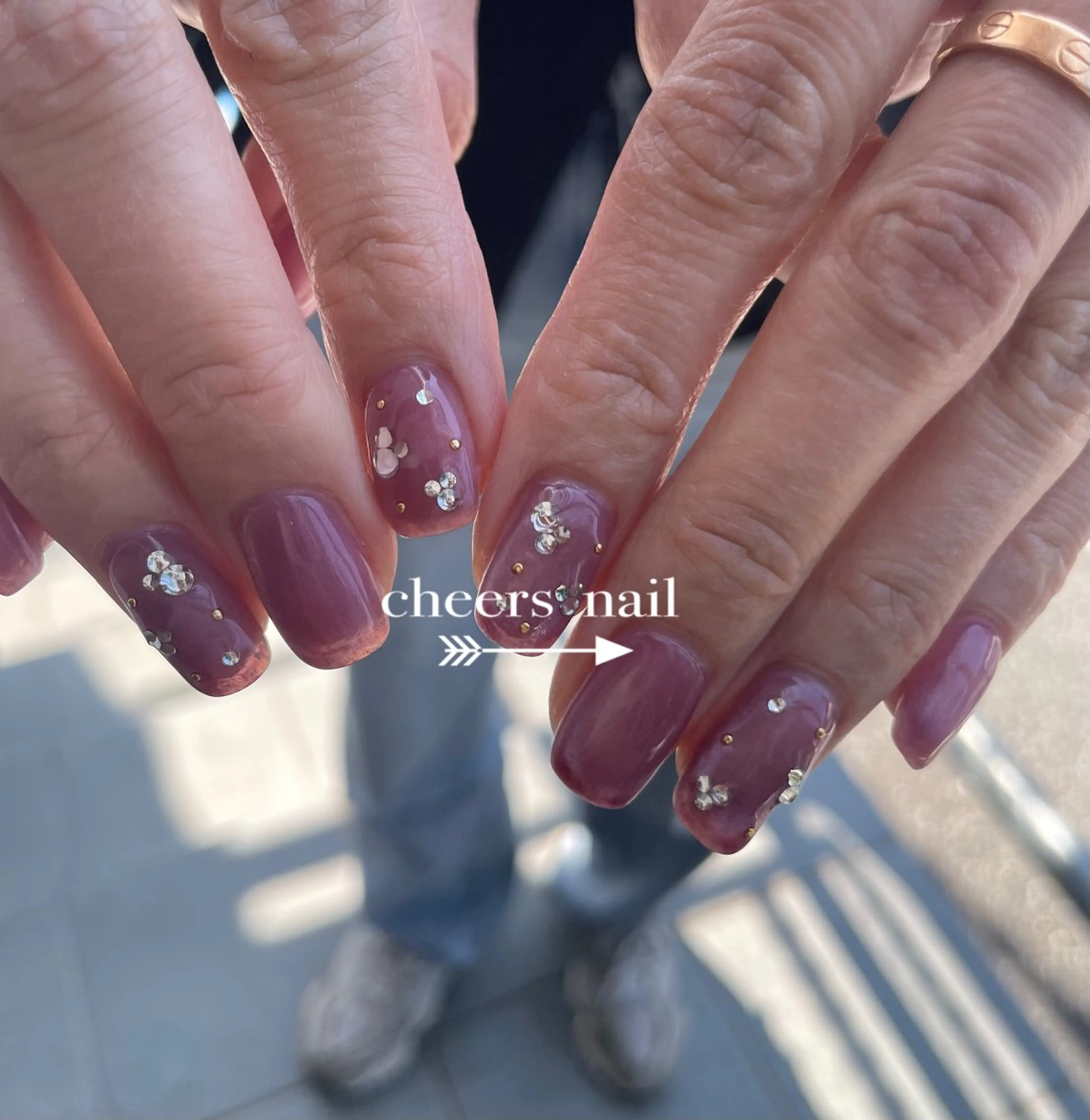 ネイル ストーンネイル ハンドネイル cheers nailのネイルデザイン