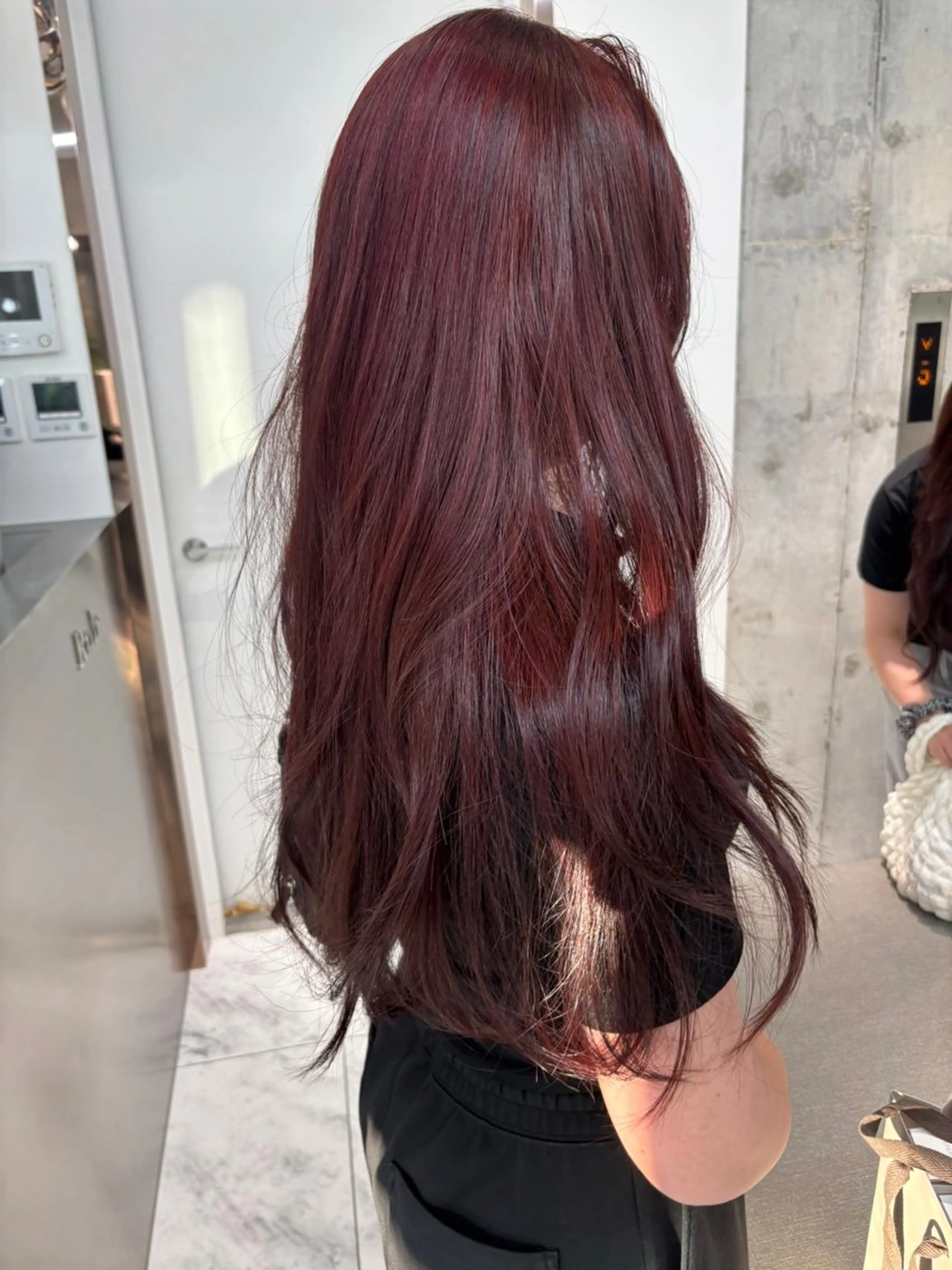 ミディアム ヘアカラー rina／ベージュ ワンホン/韓国ヘアのヘアスタイル