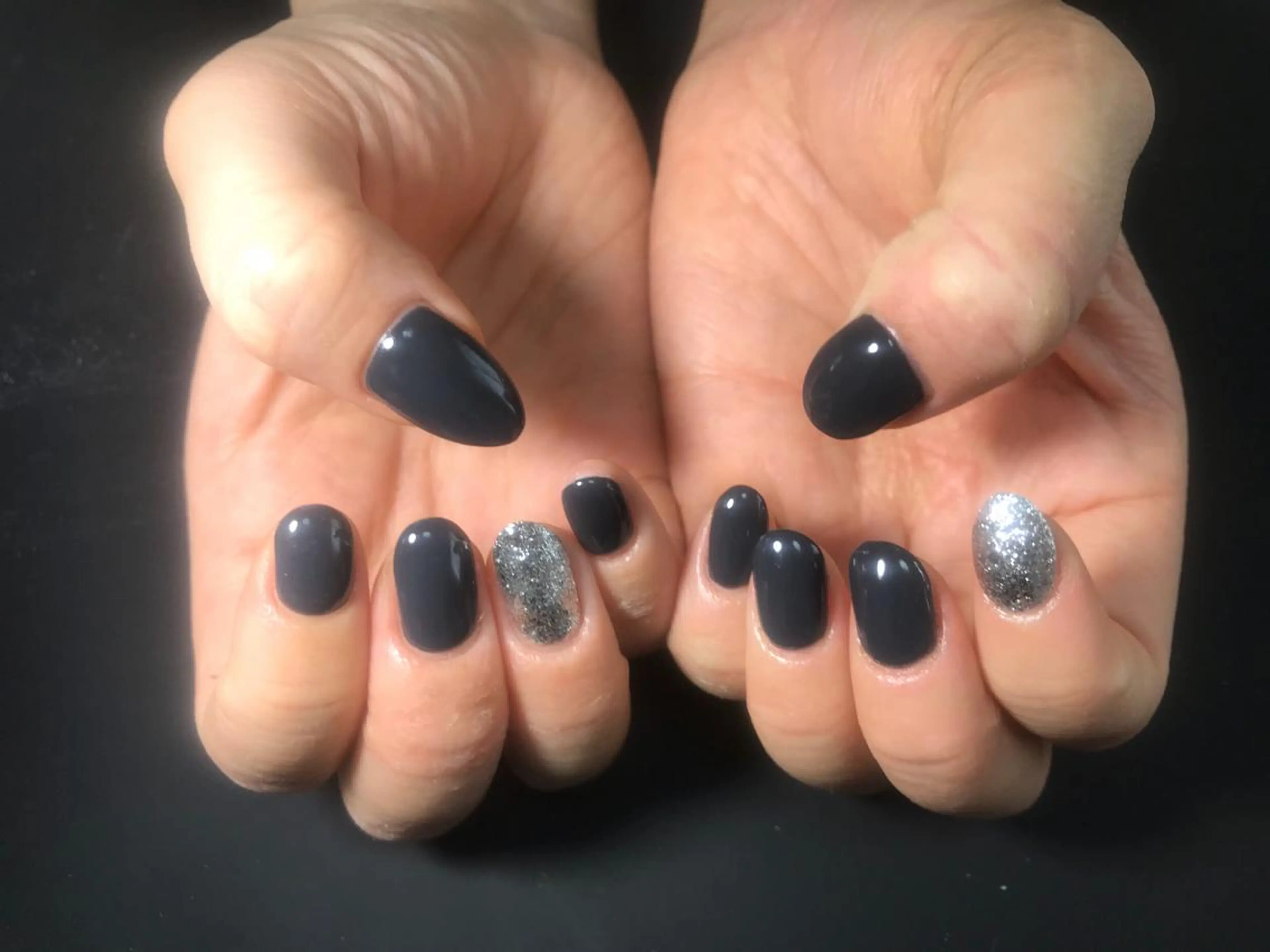 ネイル ハンドネイル nailroom DIASOMNIAのネイルデザイン