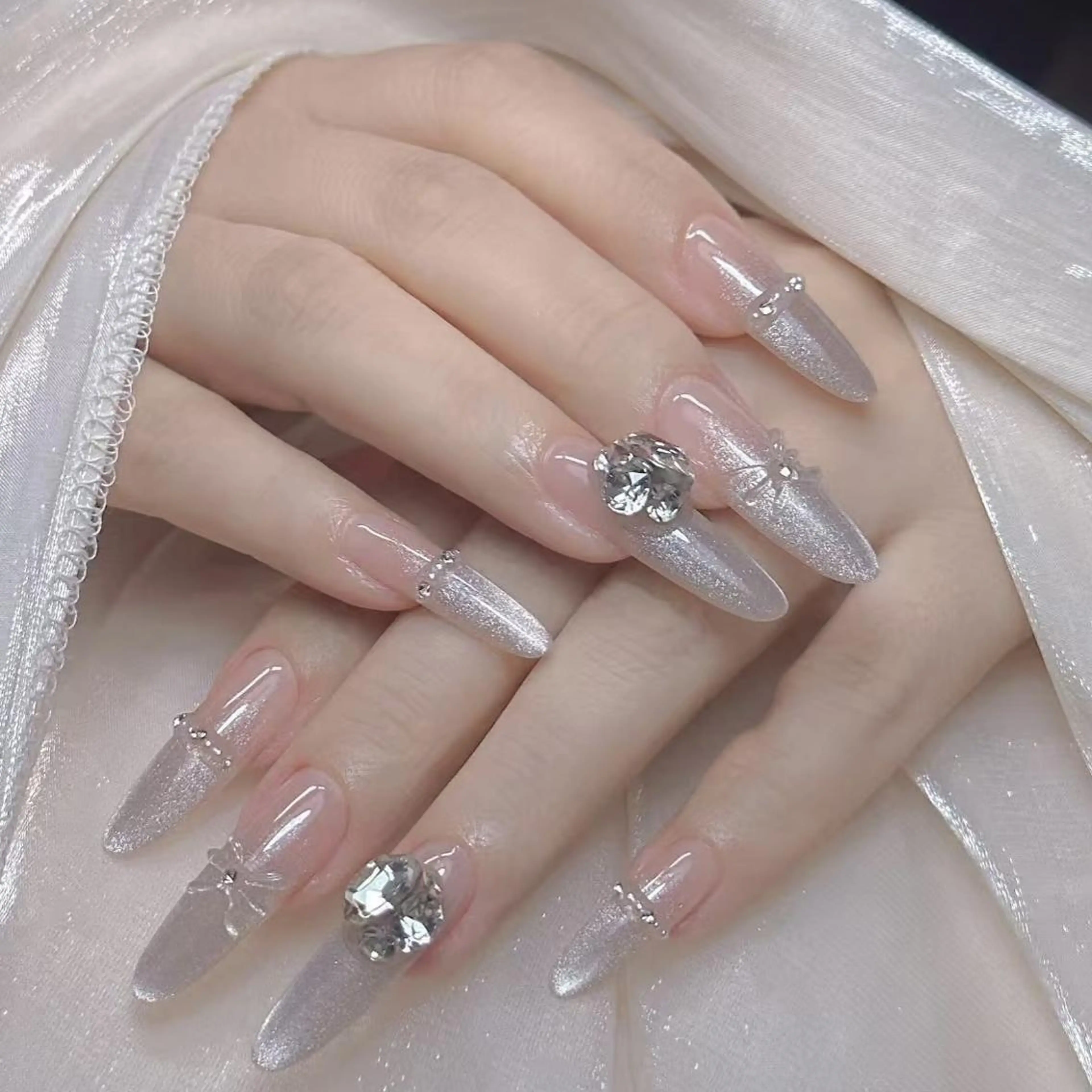 ネイル ハンドネイル DEMAIN- 🕊️のネイルデザイン