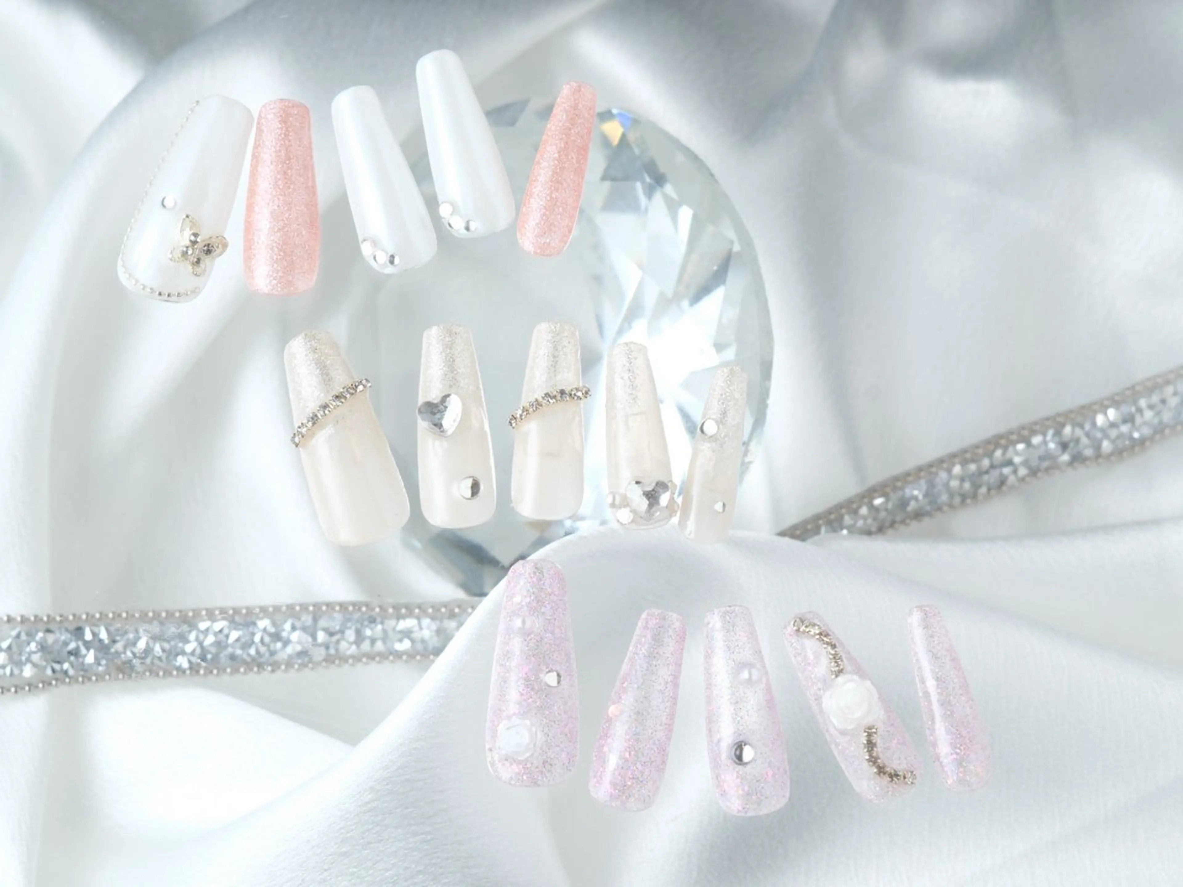 ワンホンネイルB(パーツ込み)の写真