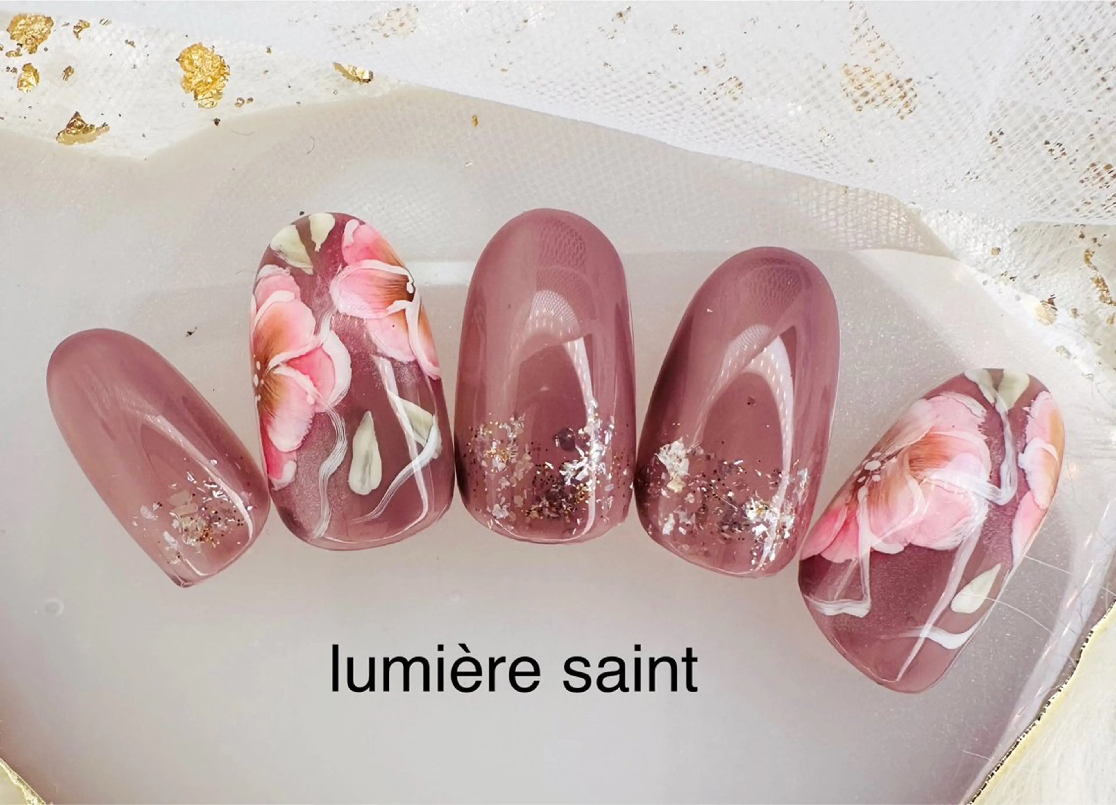 ネイル lumière saintenailのネイルデザイン