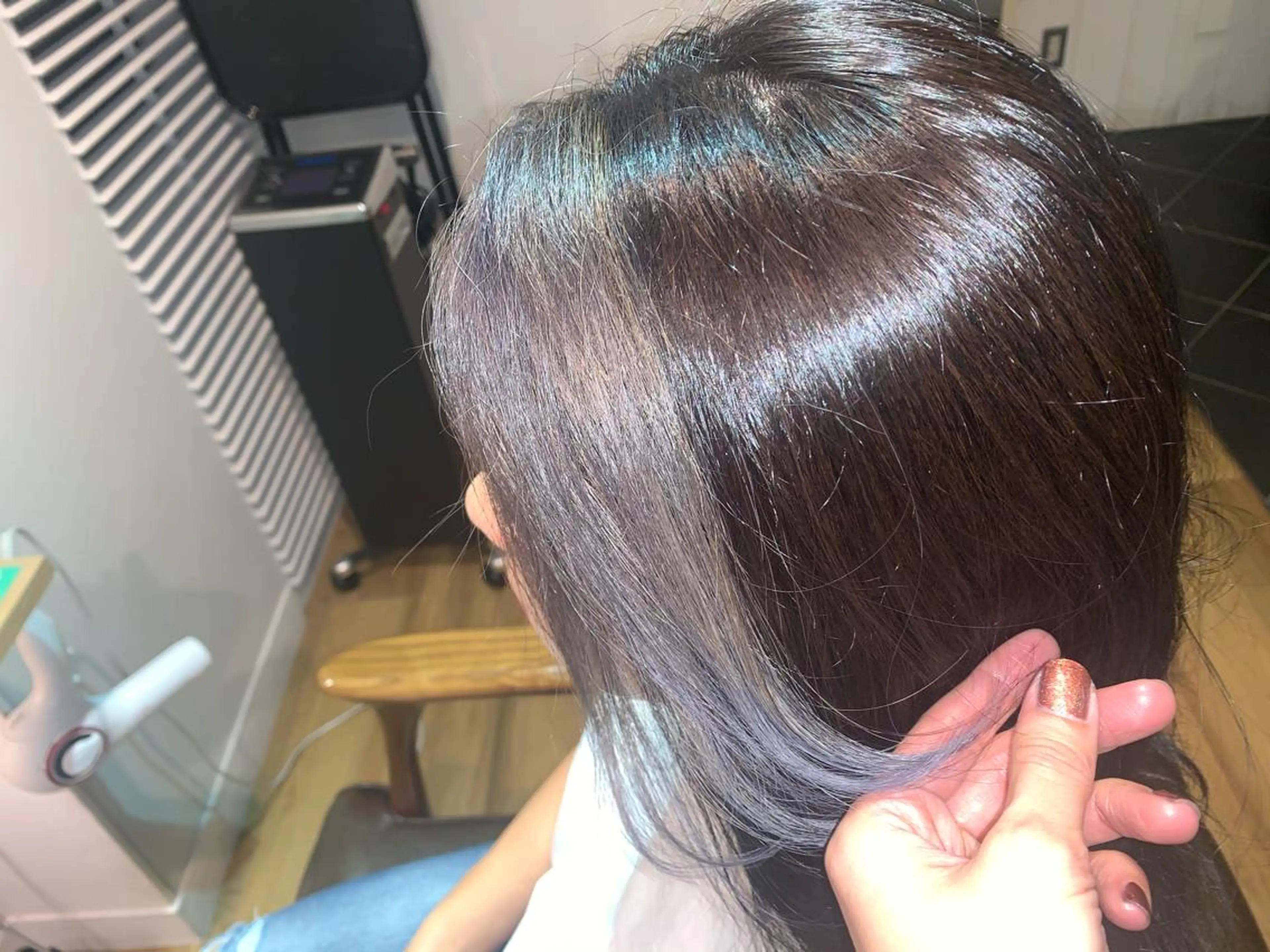 ロング カラー ミストバング ブルーカラー  フェイスフレーミング シルバー ヘアカラー トリートメント ツキダテ ユイのヘアスタイル