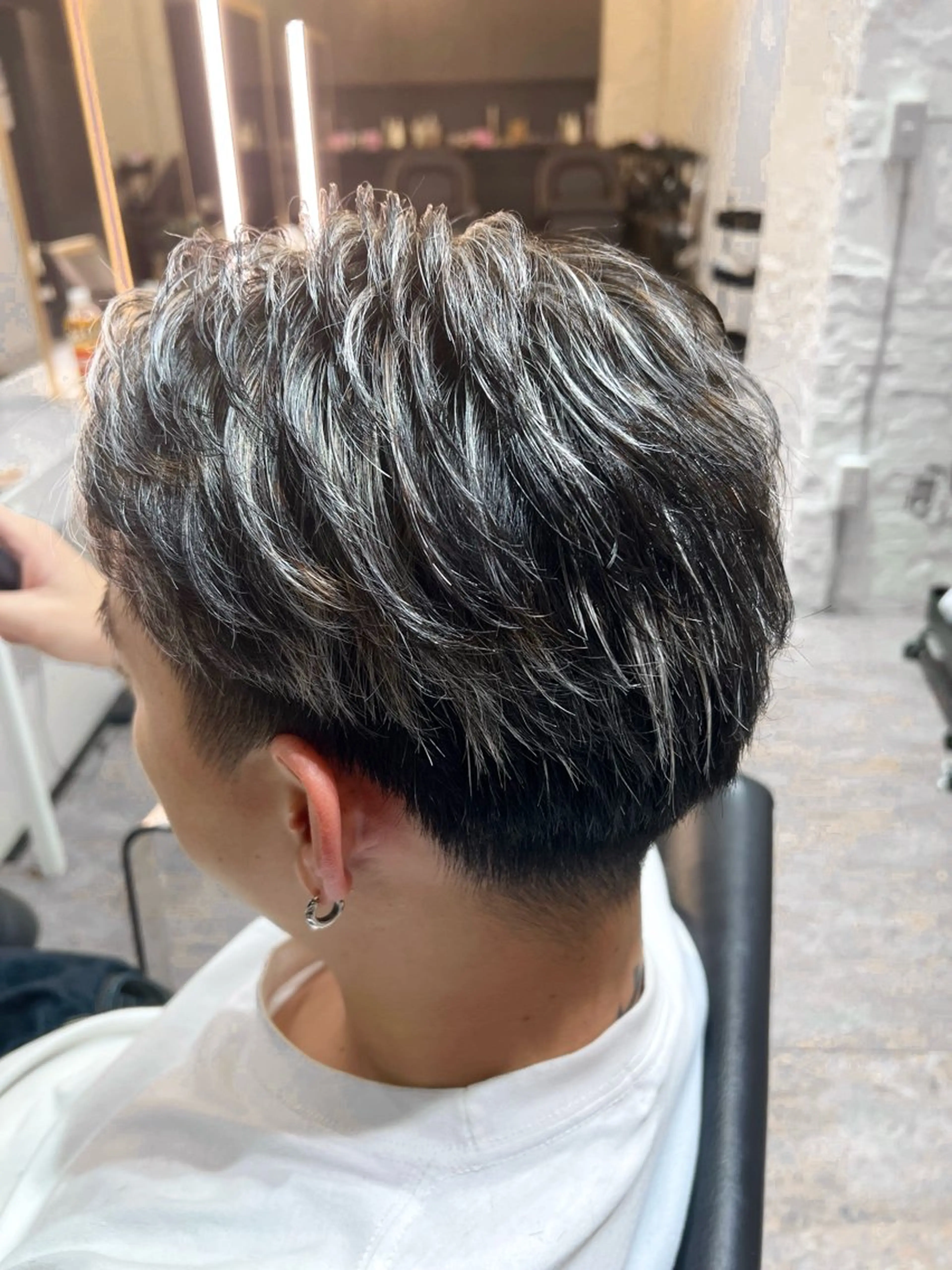 ［メンズ限定］白髪ぼかしメッシュキャップハイライトカラー＋カット＋トリートメントの写真