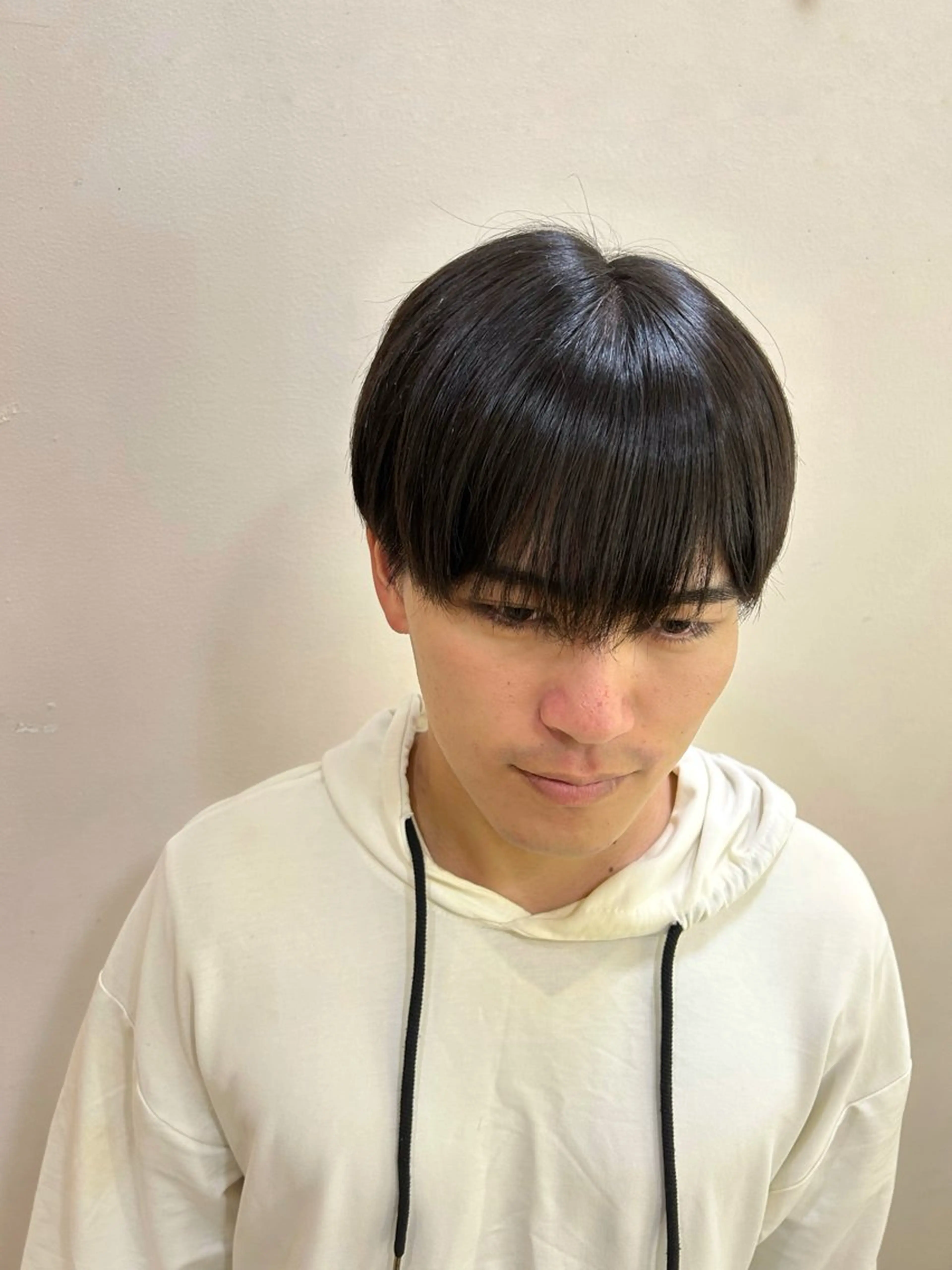 ショート パーマ メンズ シースルーバング ストレートパーマ カット 縮毛矯正 デザインカラー/ 推しの配色　肥後のヘアスタイル