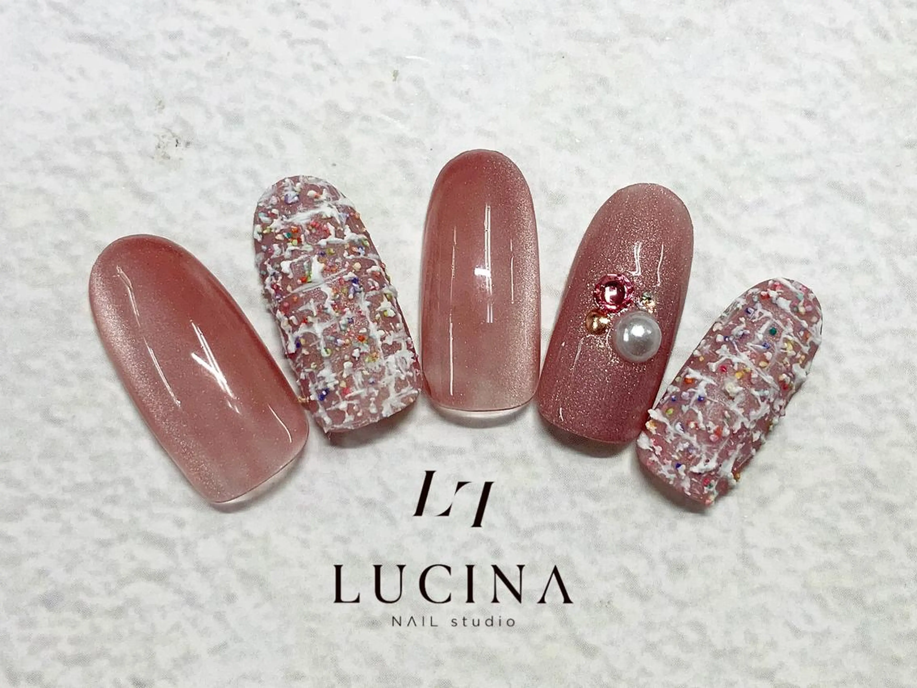 ネイル クリアネイル 長さ出し フットネイル フレンチネイル ジェルネイル ハンドネイル 新橋 ルキナ スタッフのネイルデザイン