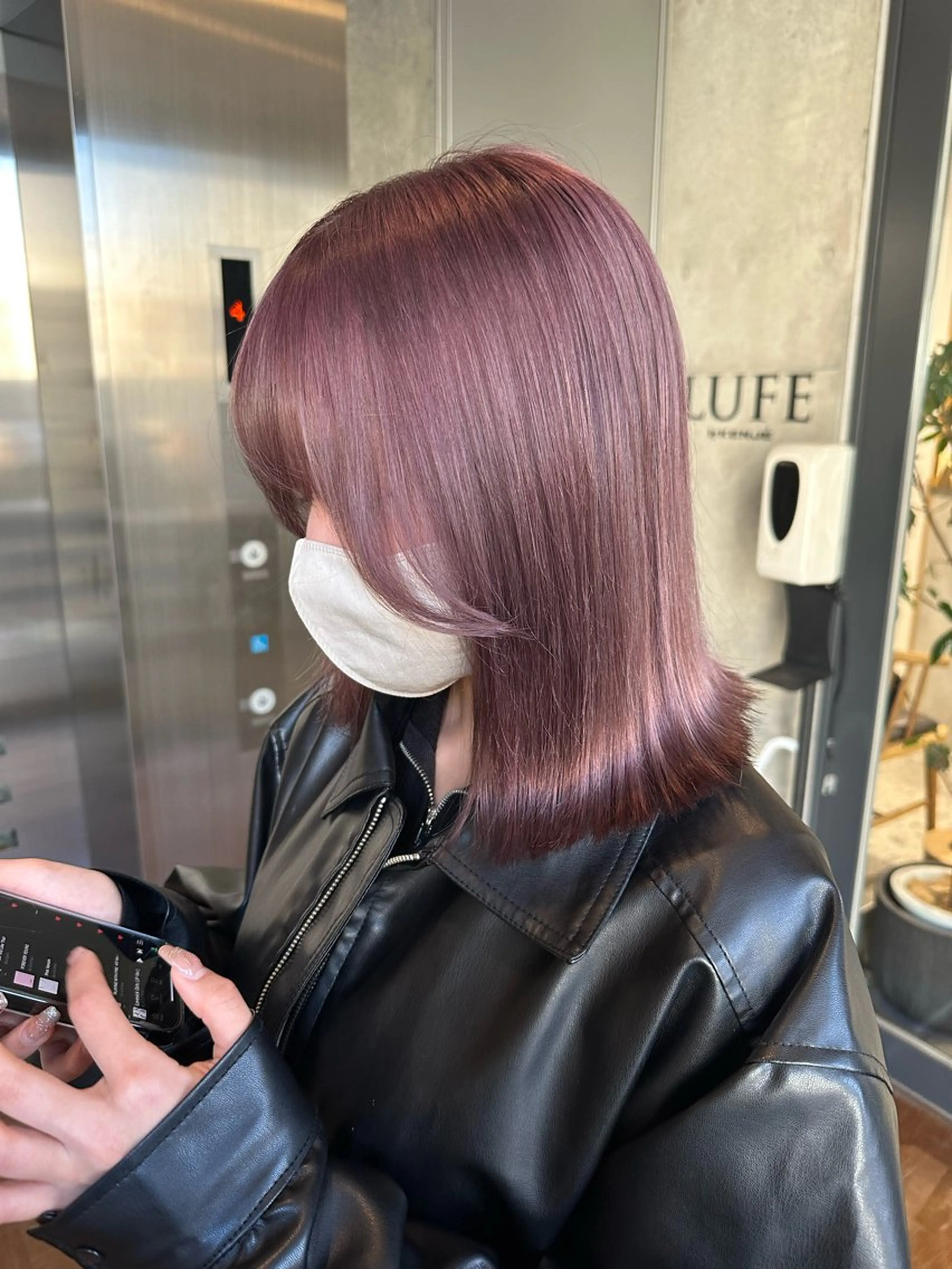 ミディアム 顔周りカット カット ヘアカラー ︎🤎W color MIYU‎🤎のヘアスタイル