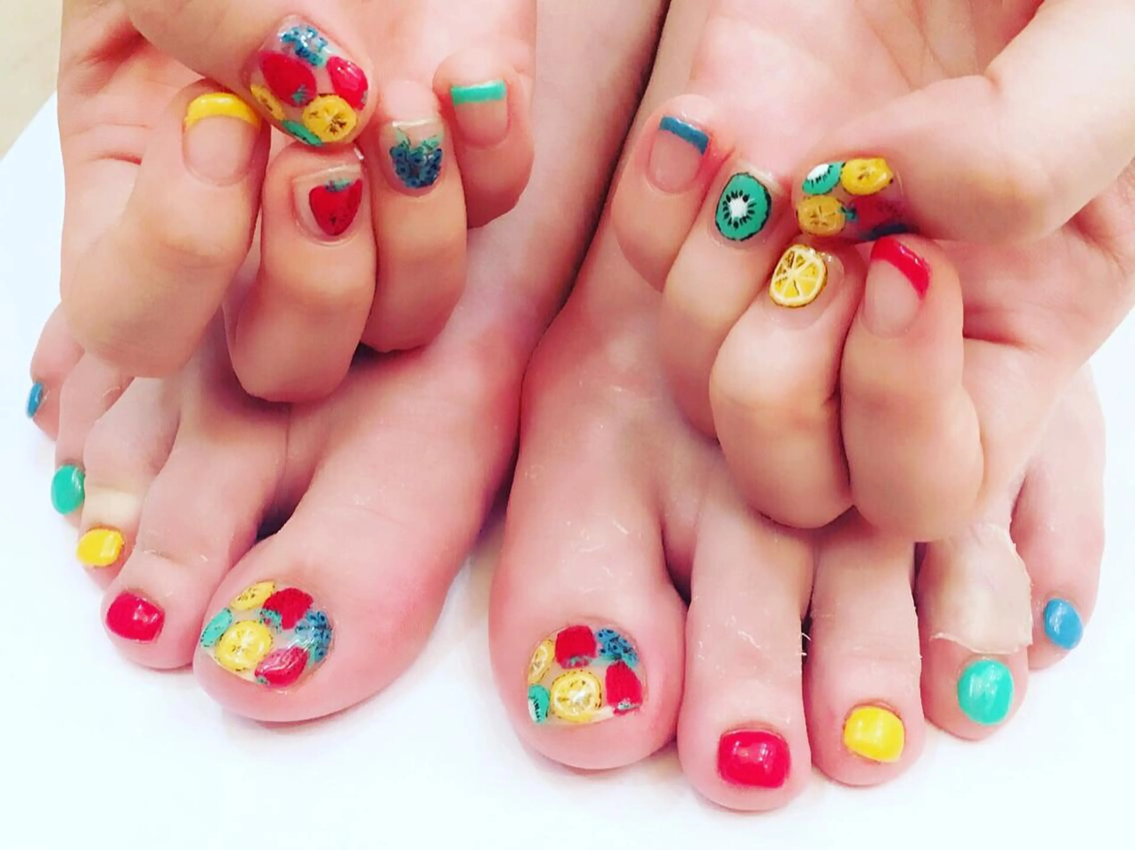 ショート カラー パーマ ヘアアレンジ メンズ キッズ ネイル マツエク・マツパ NAILSGOGO shibuyaのネイルデザイン