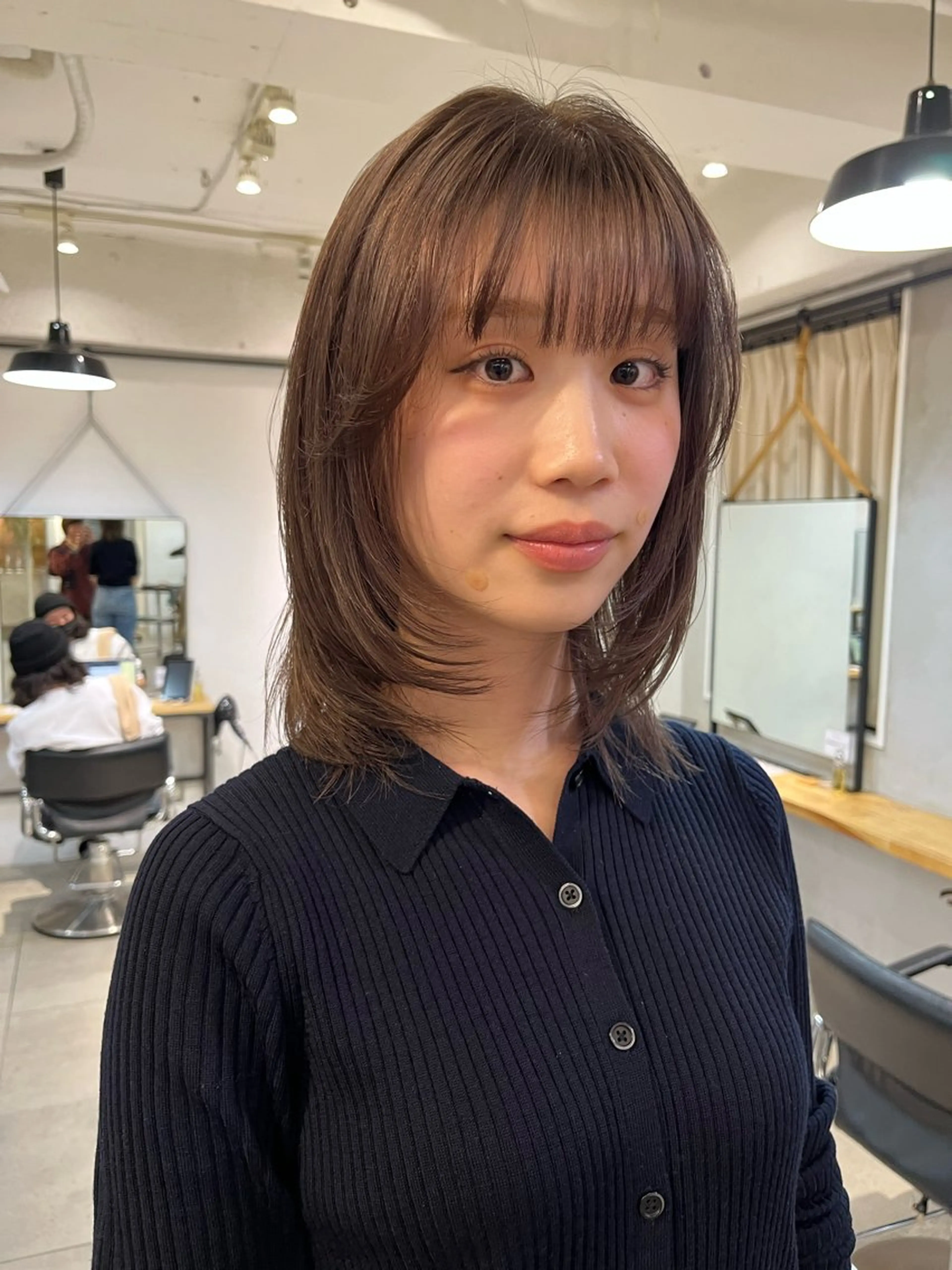 ミディアム カラー カット 縮毛矯正 トリートメント ナチュラルなヘア /ヨシダトモキのヘアスタイル