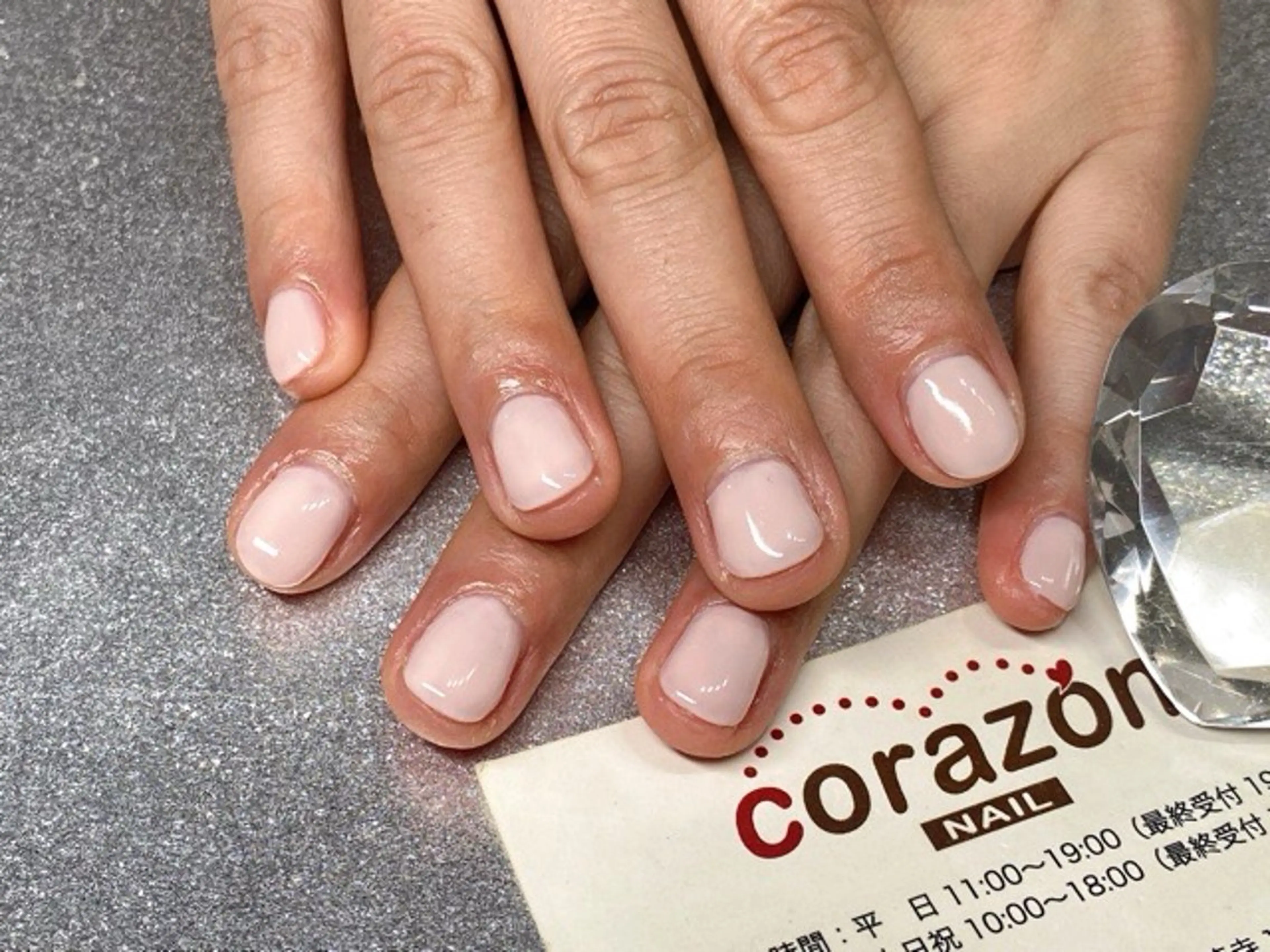 ネイル ジェルネイル ワンカラーネイル ハンドネイル corazon所属・ネイリスト aicoのネイルデザイン