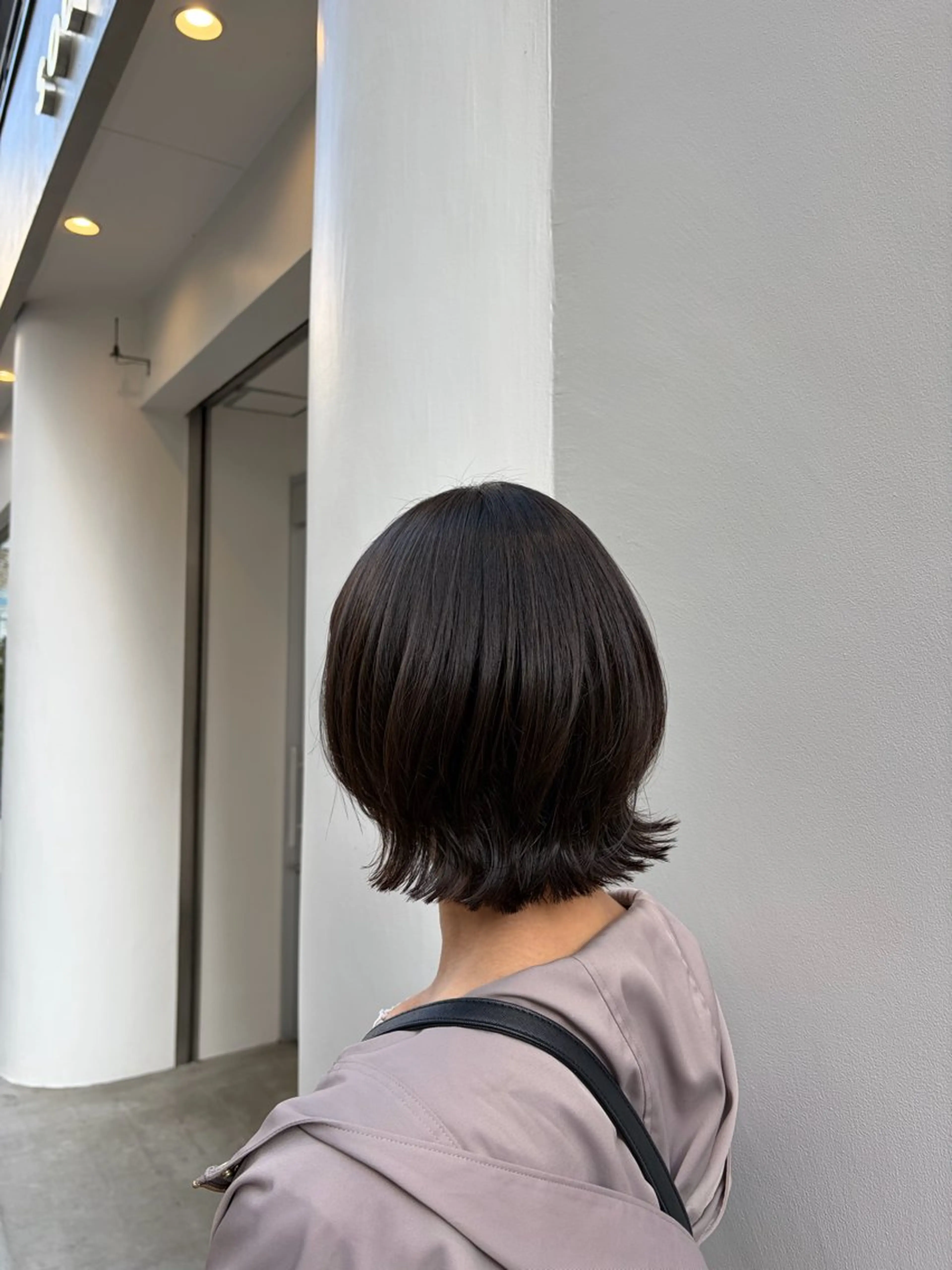 ミディアム ボブ くびれヘア レイヤーカット soa(ソア)所属・きたはら あおいのヘアスタイル