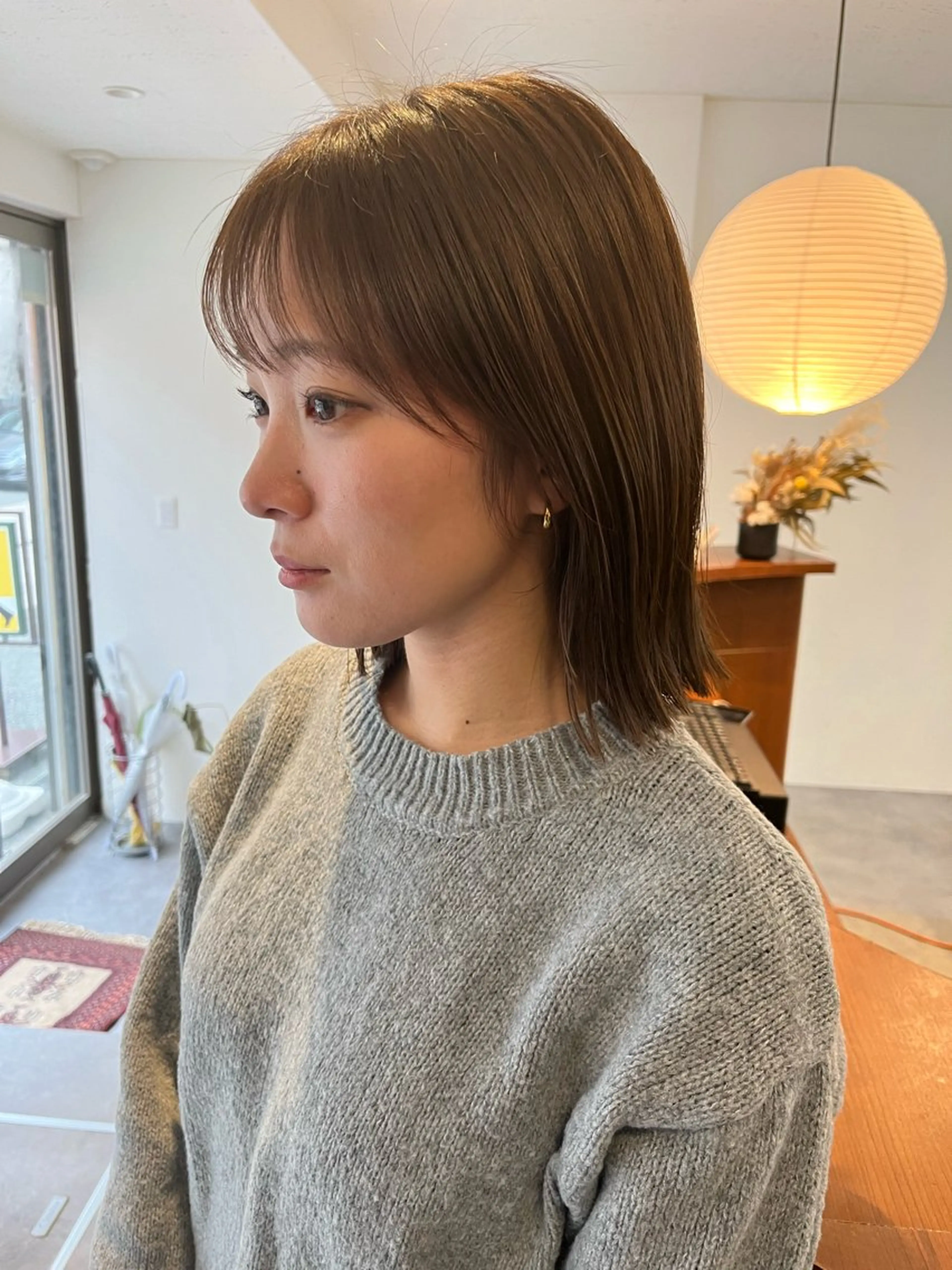 ミディアム ボブ/レイヤー/ ショートcovo代表のヘアスタイル