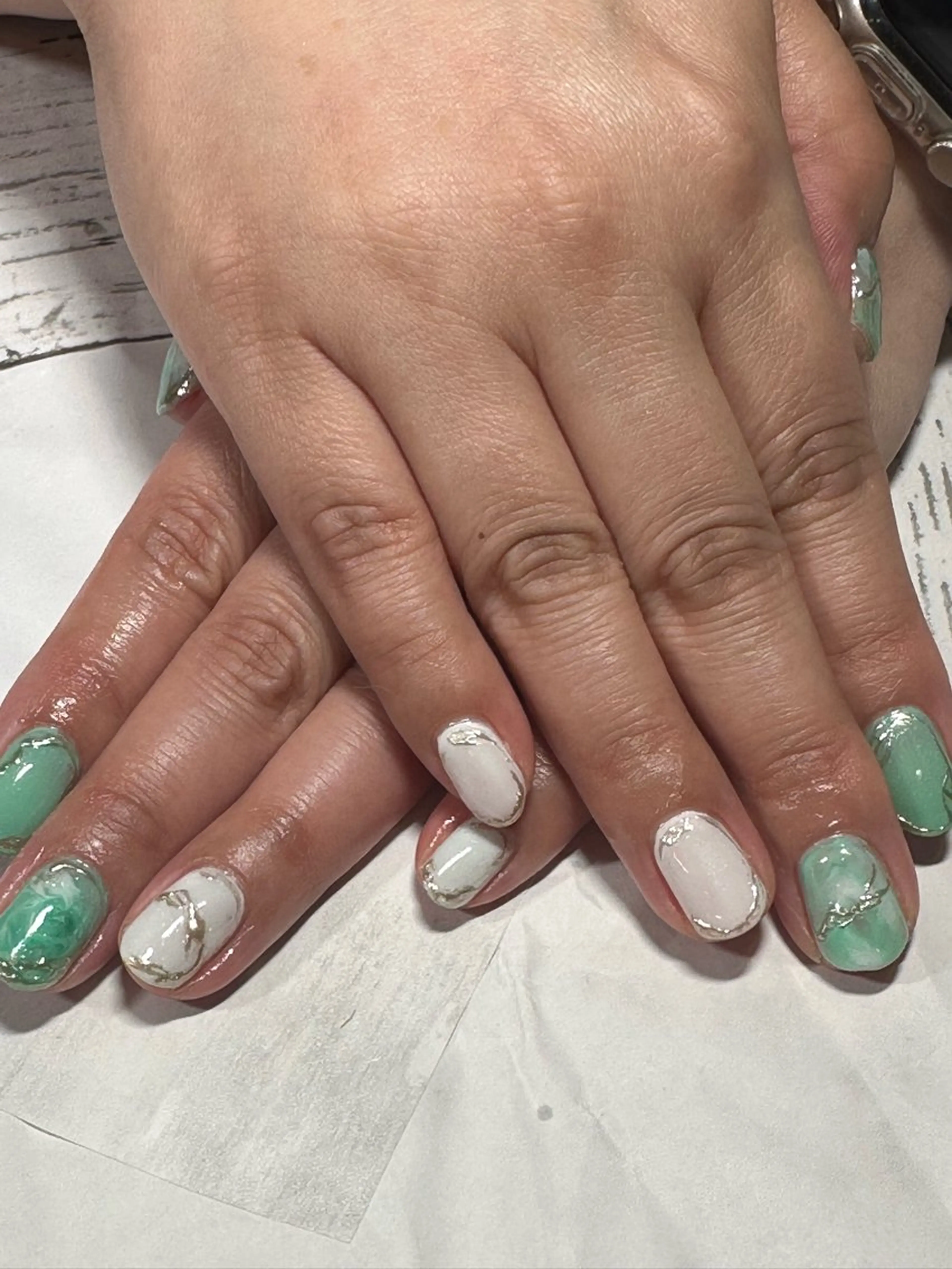 ネイル e.nail所属・🍎吉田 恵里🍎のネイルデザイン