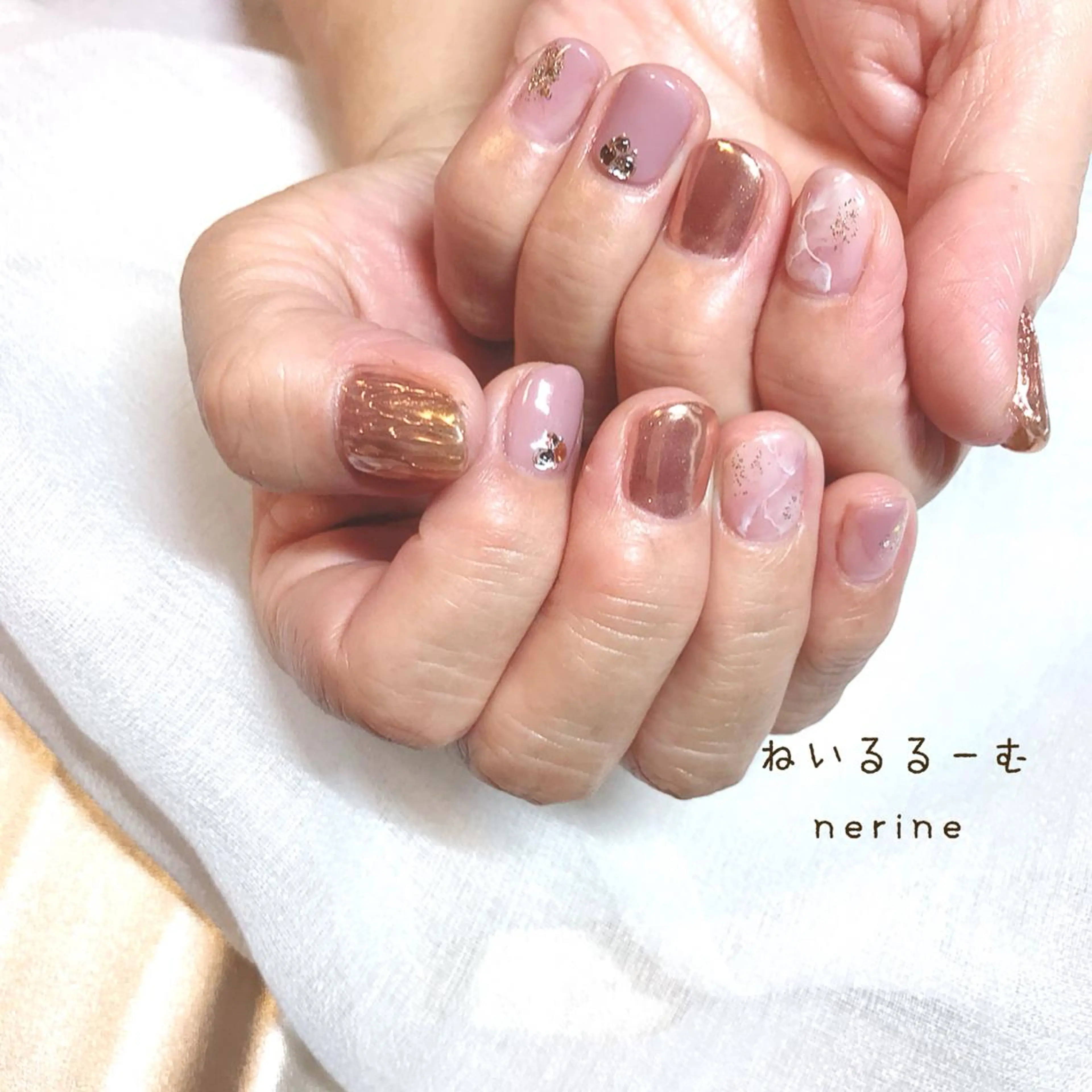 ネイル フットネイル ジェルネイル ニュアンスネイル シンプルネイル ストーンネイル NAILST Naomiのネイルデザイン