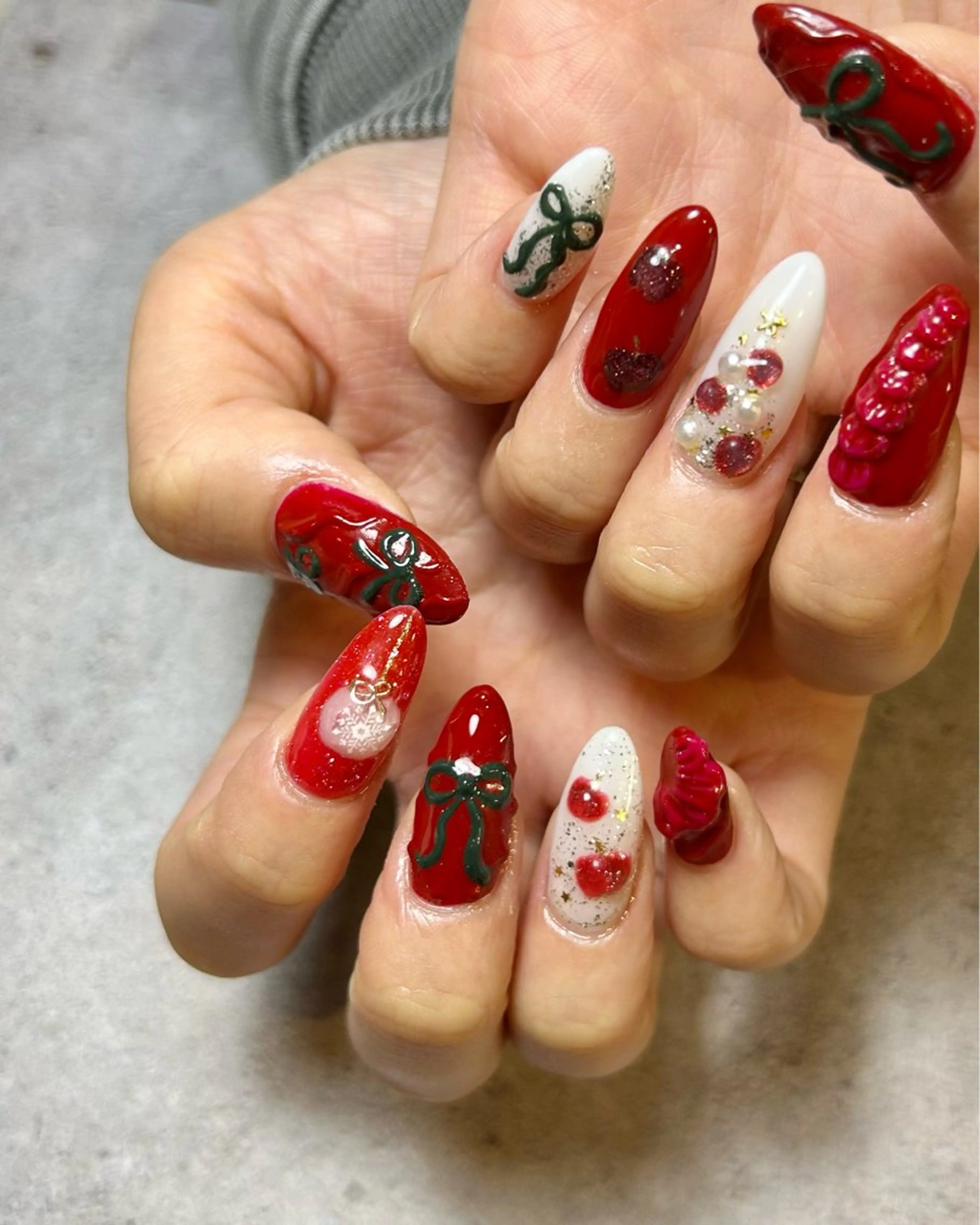 ネイル 持ち込み スカルプネイル 冬ネイル クリスマス ハンドネイル Reflection marikoのネイルデザイン