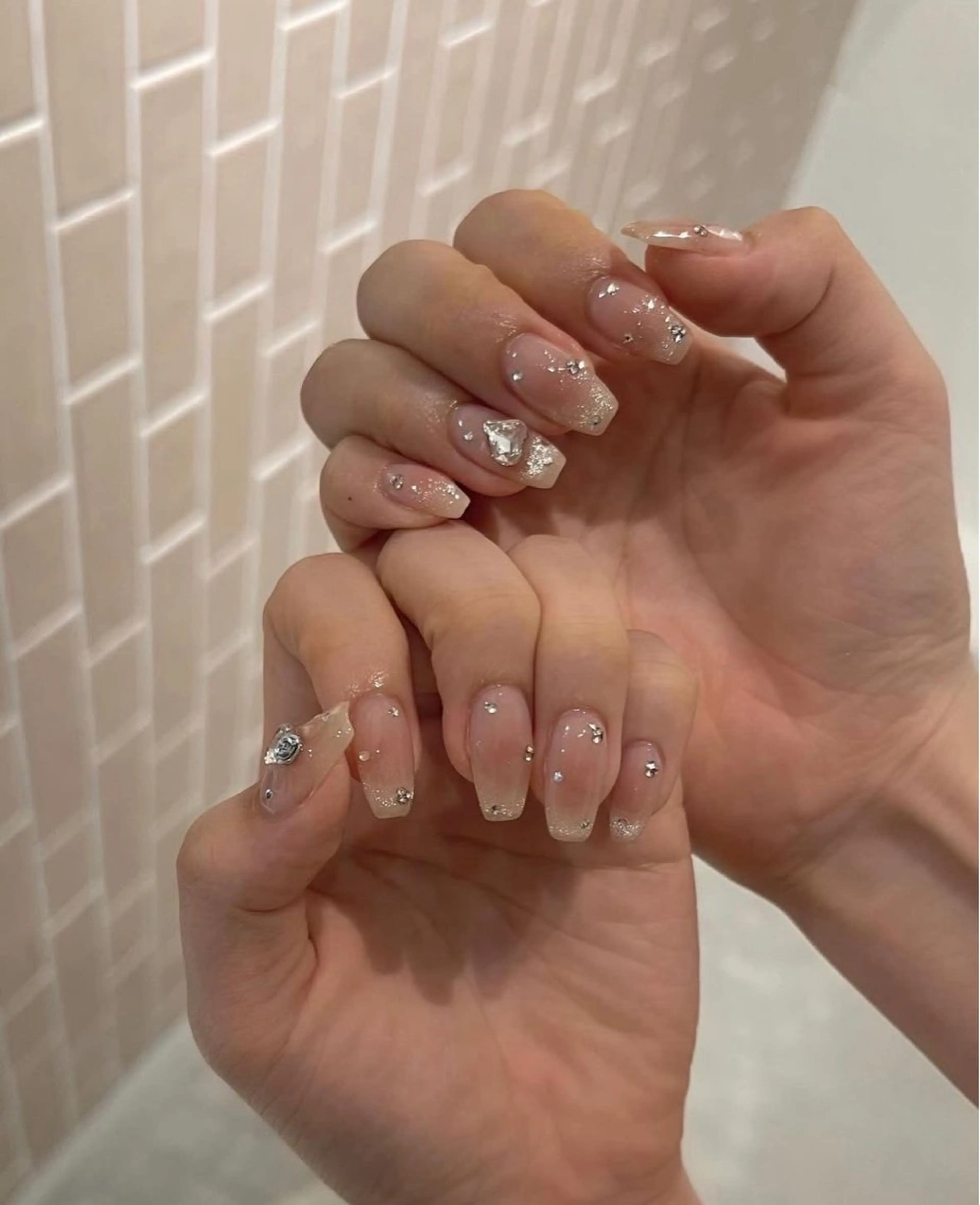 カラー ハンドネイル モリ アユミのネイルデザイン