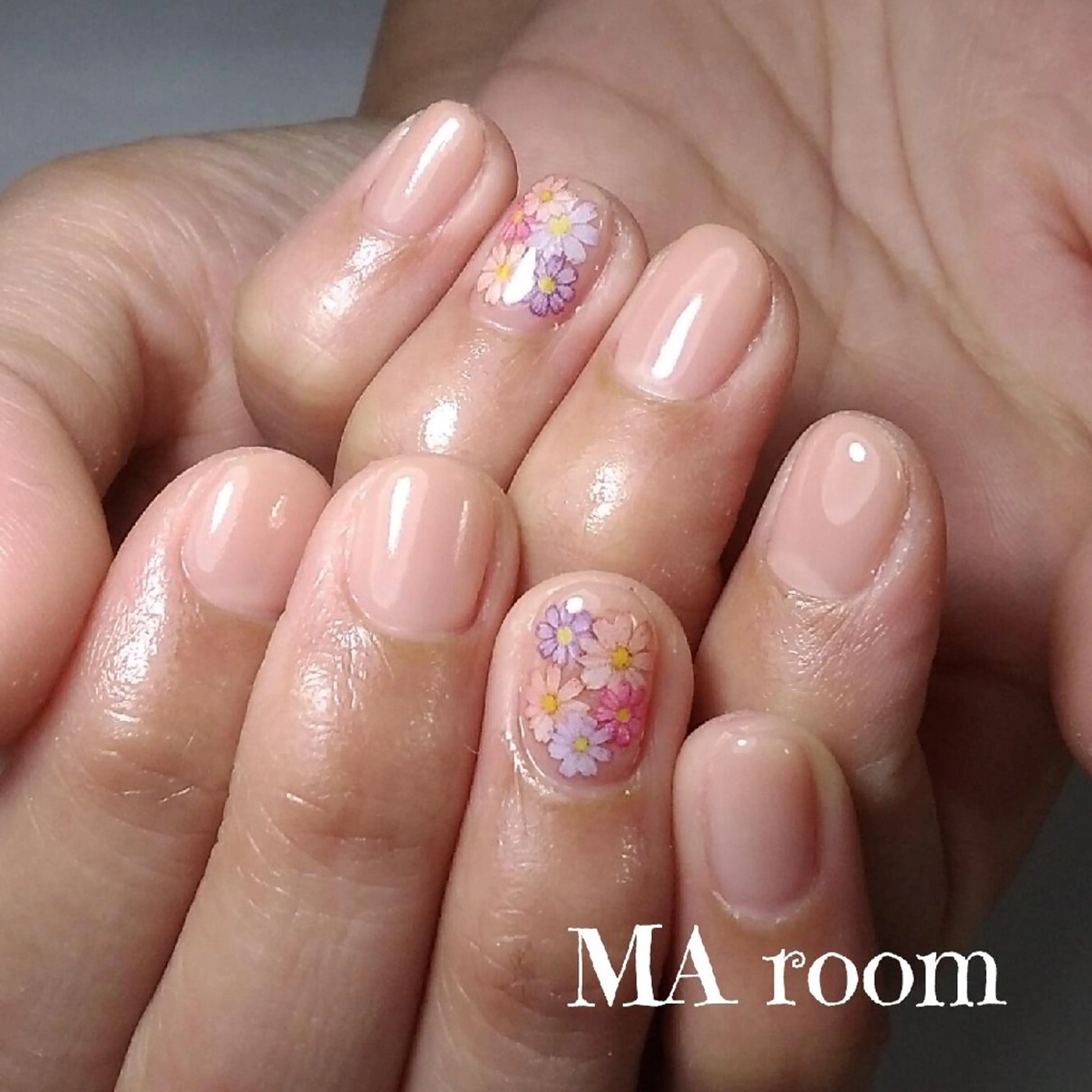 ネイル ＆MERCI所属・&MERCI nail maoのネイルデザイン
