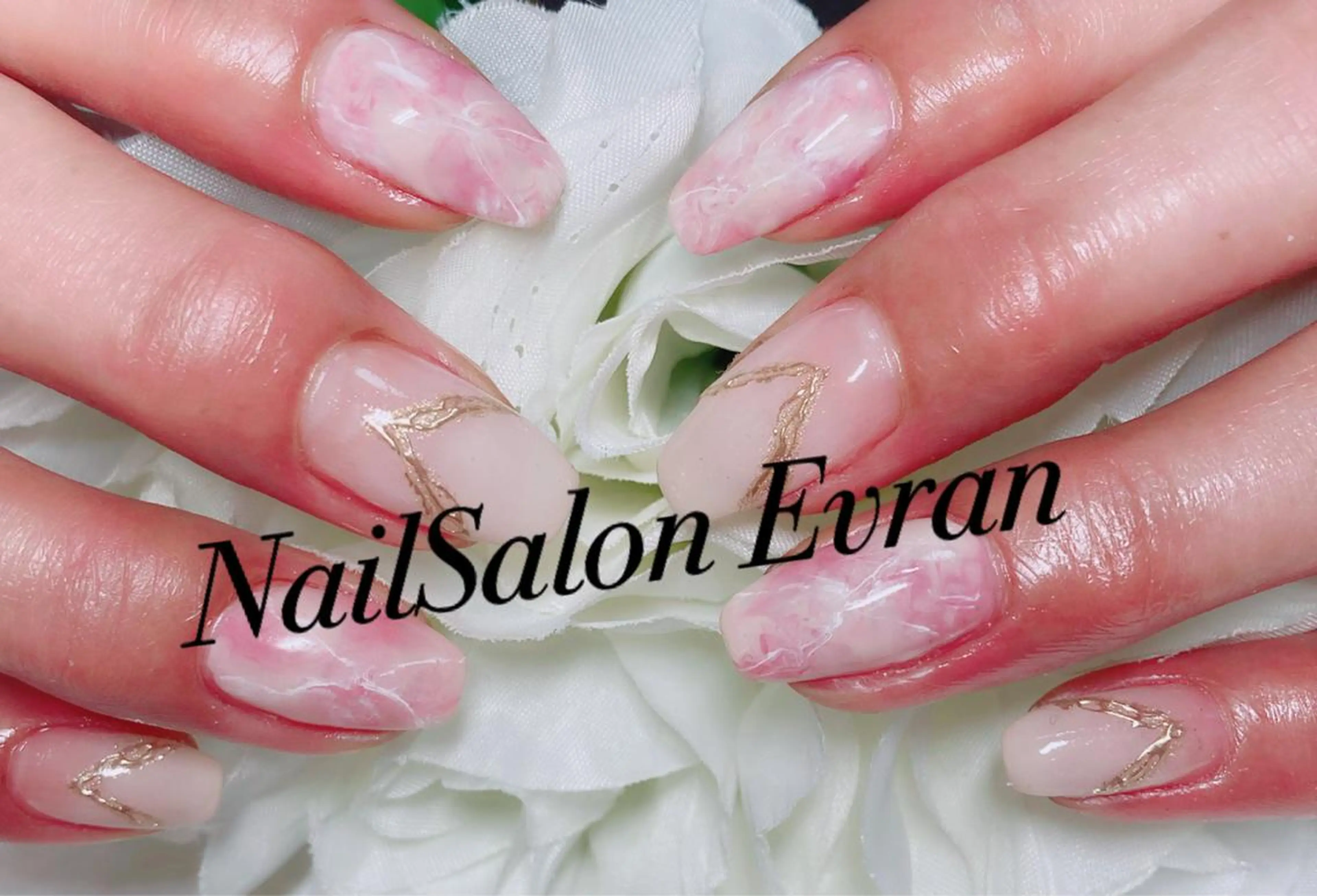 ネイル ハンドネイル Nail salon Evranのネイルデザイン