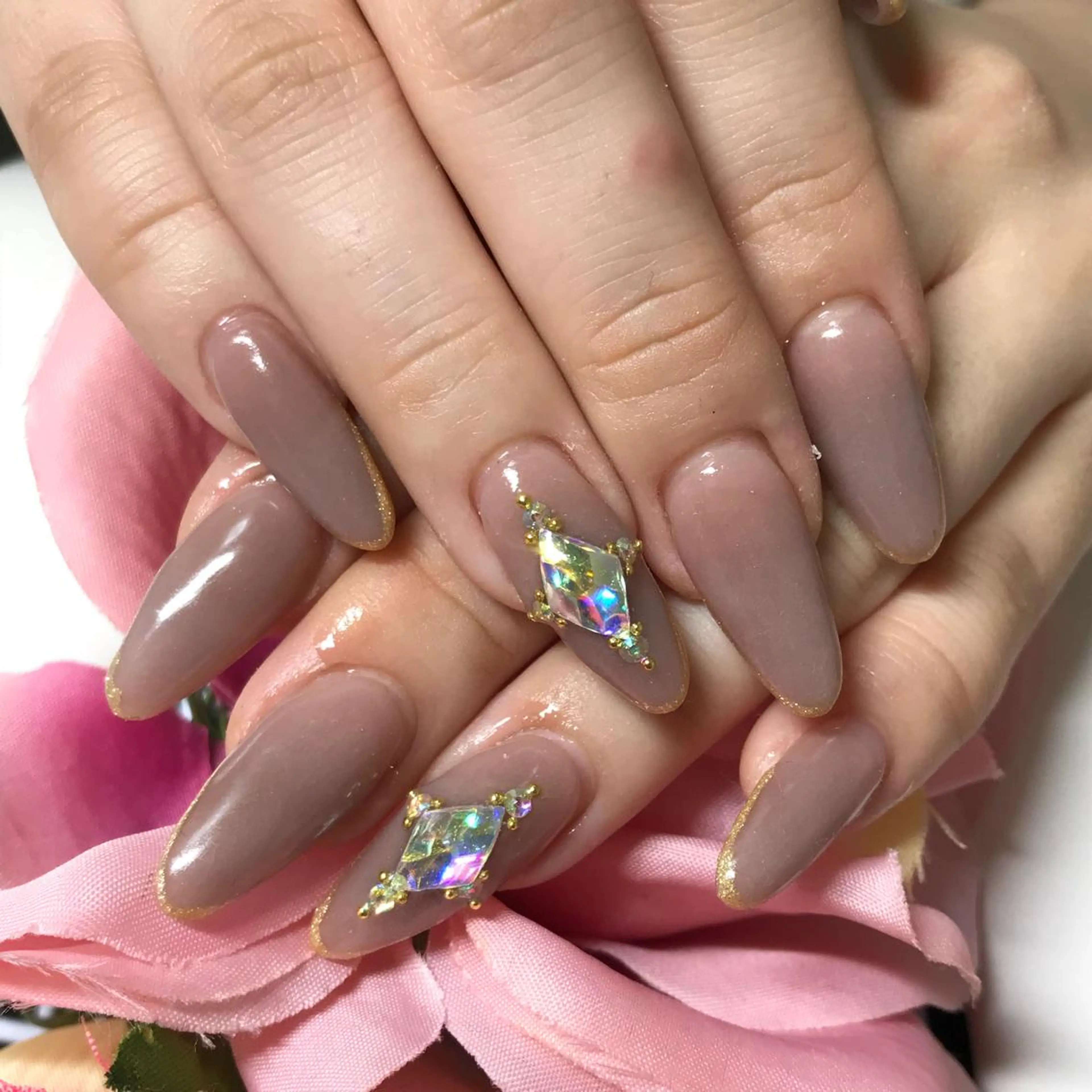 ミディアム ネイル 《LB》ラブリエ Nail&eyeのマツエク・マツパデザイン