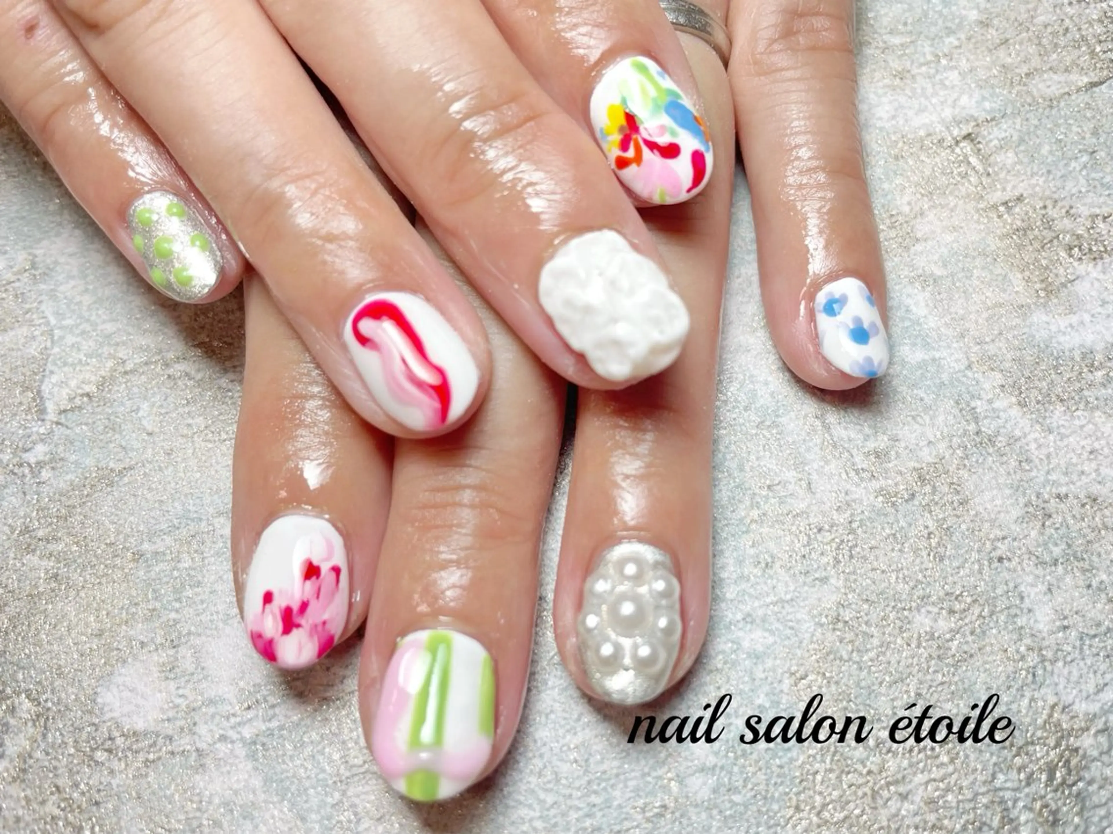 ネイル フラワーネイル 持ち込み ニュアンスネイル ハンドネイル nail salon étoileのネイルデザイン