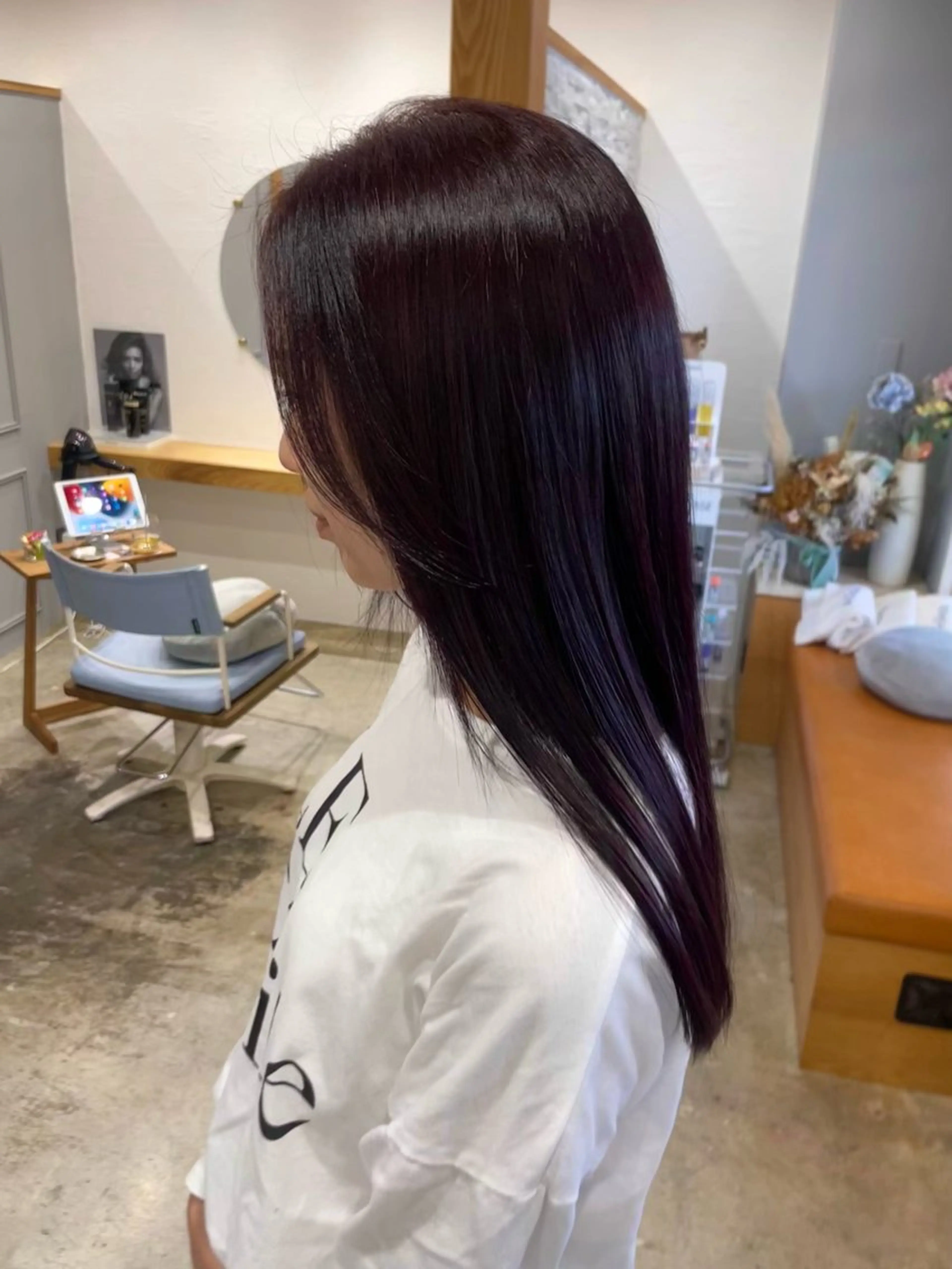 ロング miloc himekaのヘアスタイル