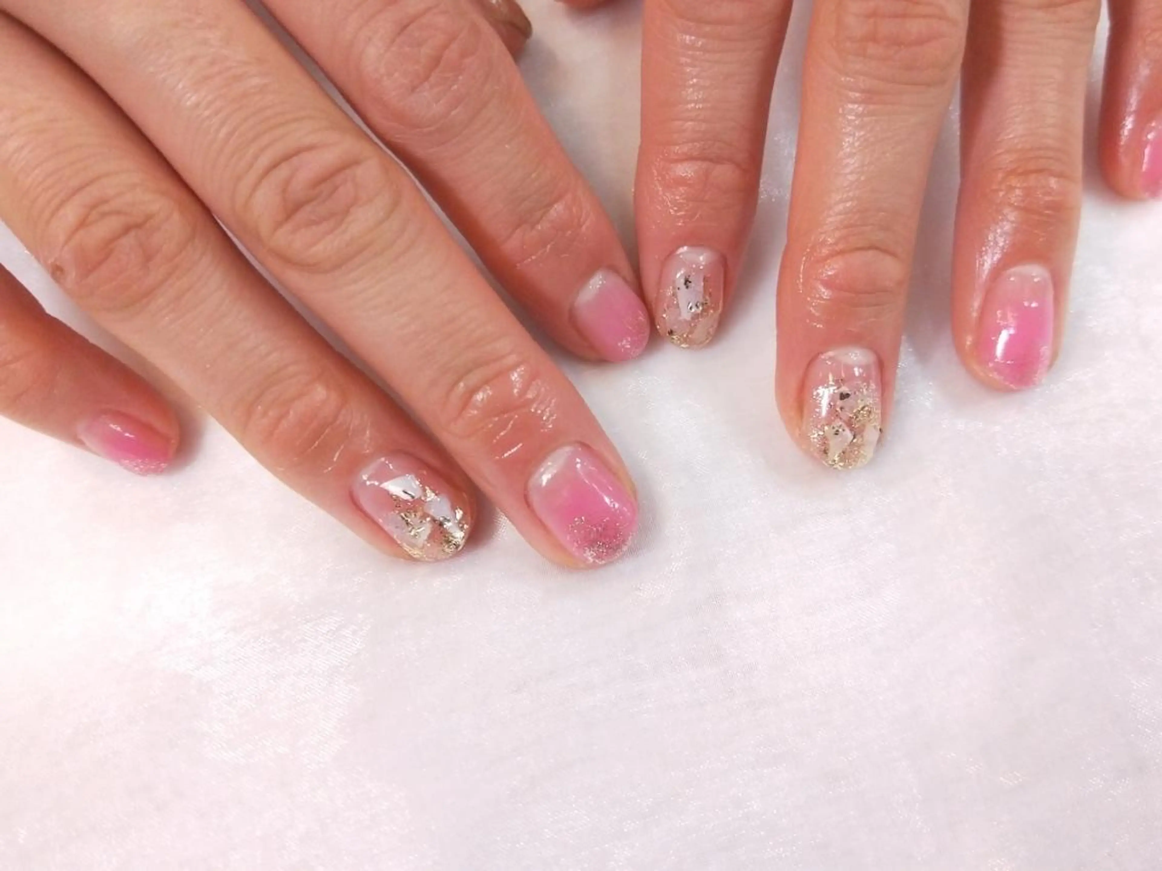 ネイル ハンドネイル ハンドケア R'well所属・はばすみれ🎀ﾈｲﾙ 光ﾌｪｲｼｬﾙ ﾍｱのネイルデザイン