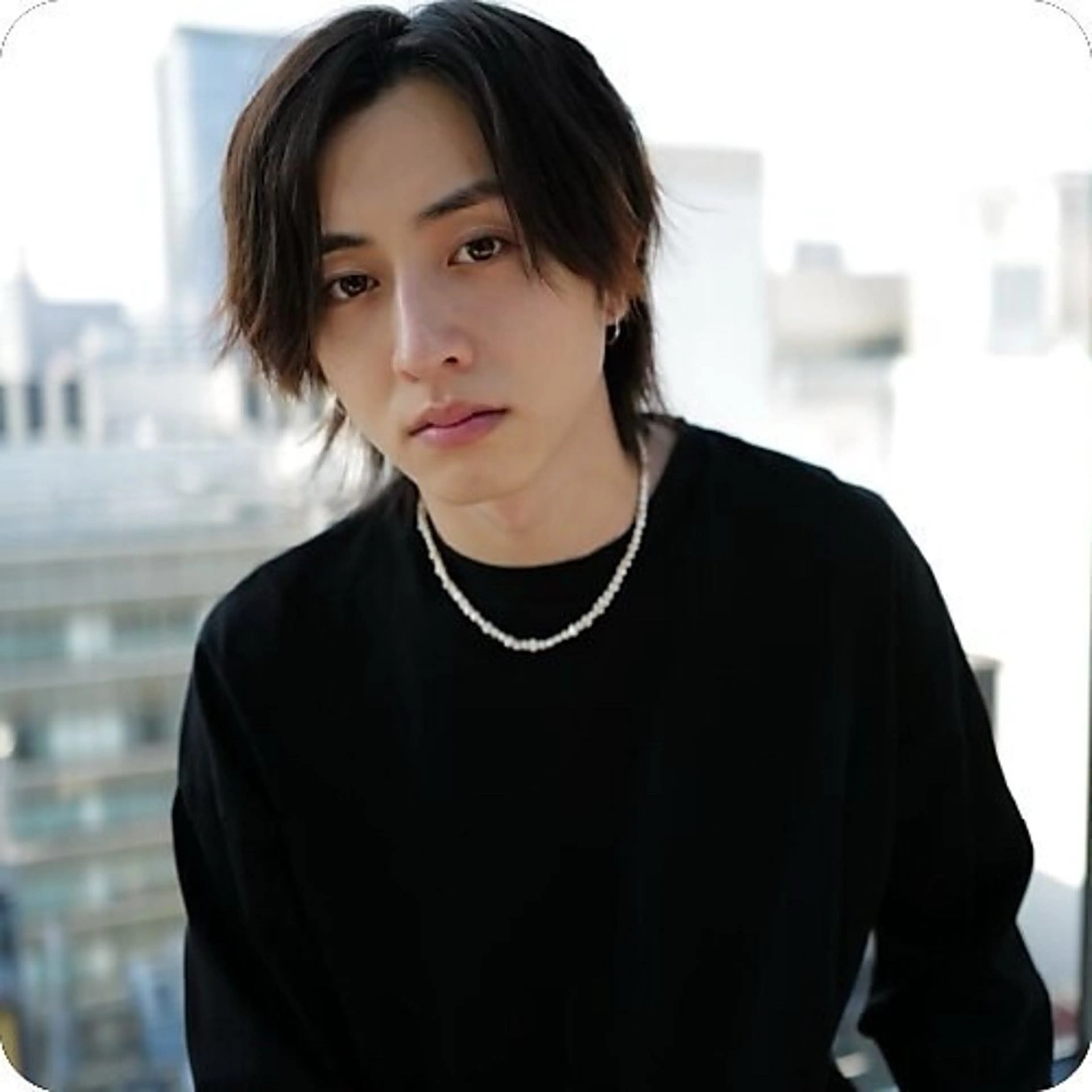 【メンズ人気No.1】メンズカット+透明感カラー+眉カットの写真