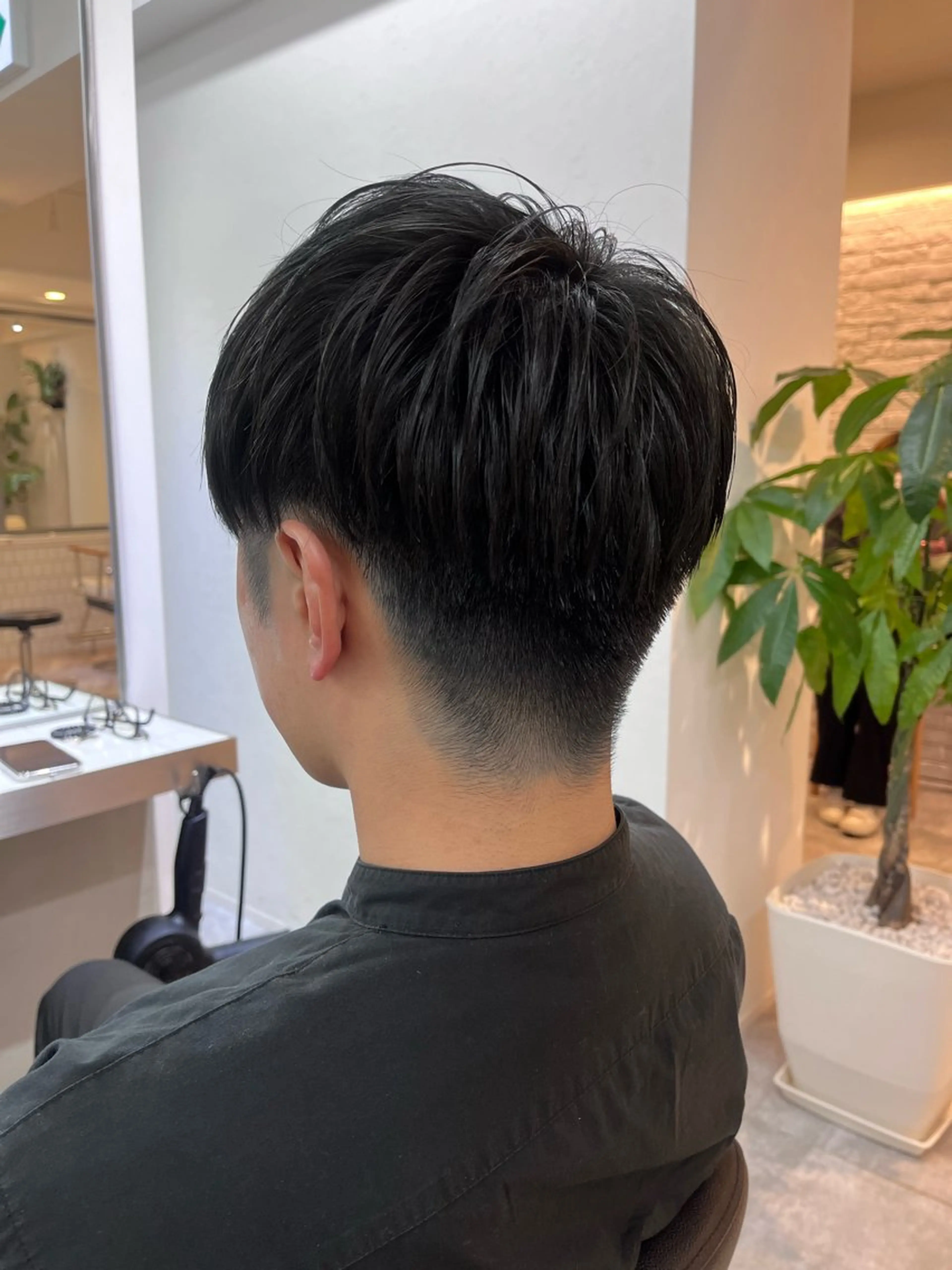 ショート メンズ Ｖｉｏｔ  銀座 樋口 桃佳のヘアスタイル