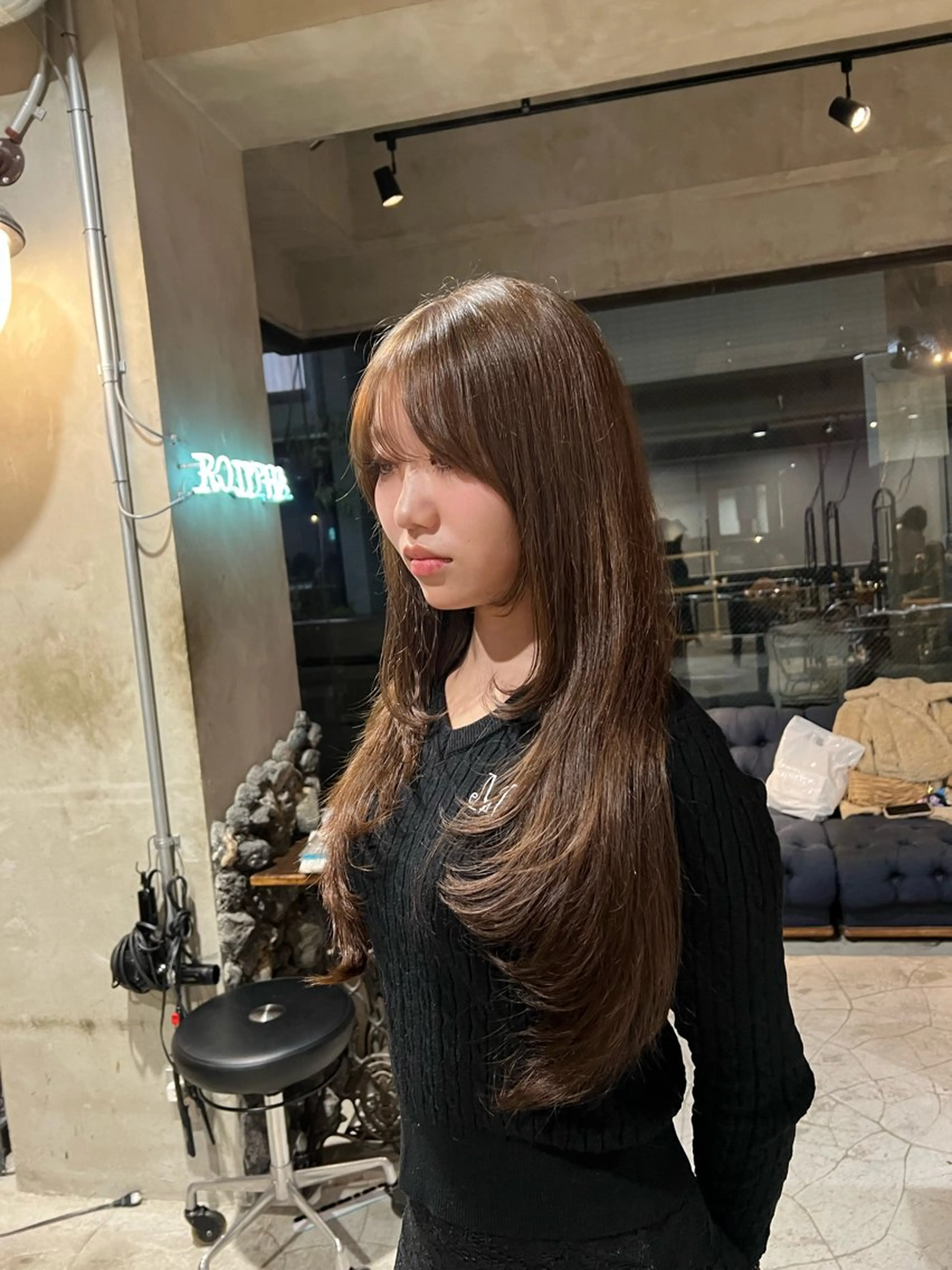 セミロング カラー カット ヘアカラー トリートメント 赤みゼロ/透明感 カラー🌿KANTAのヘアスタイル