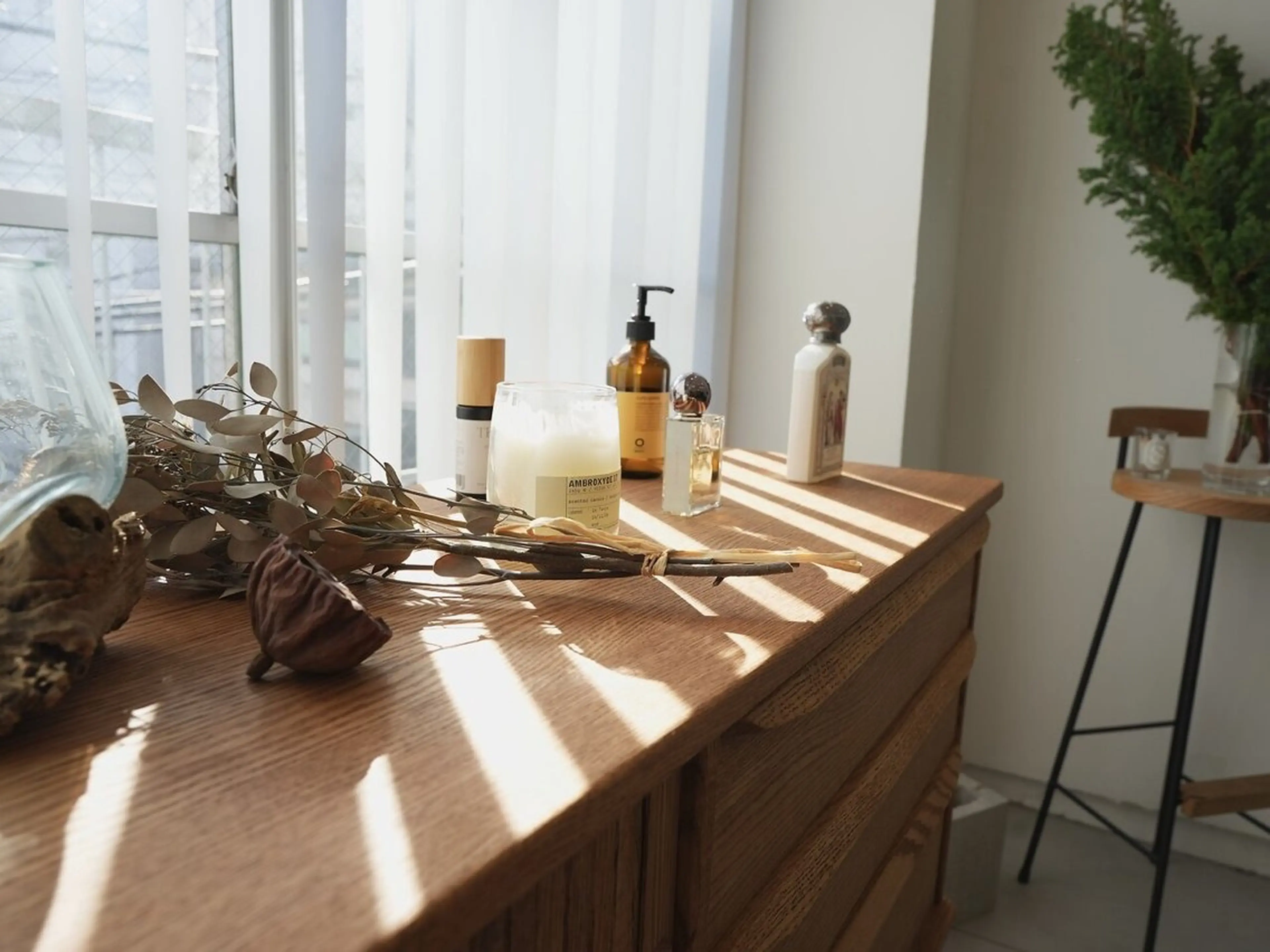 ond〖オンド〗所属・中目黒インナーカラー ボブ橋本青輝のヘアスタイル