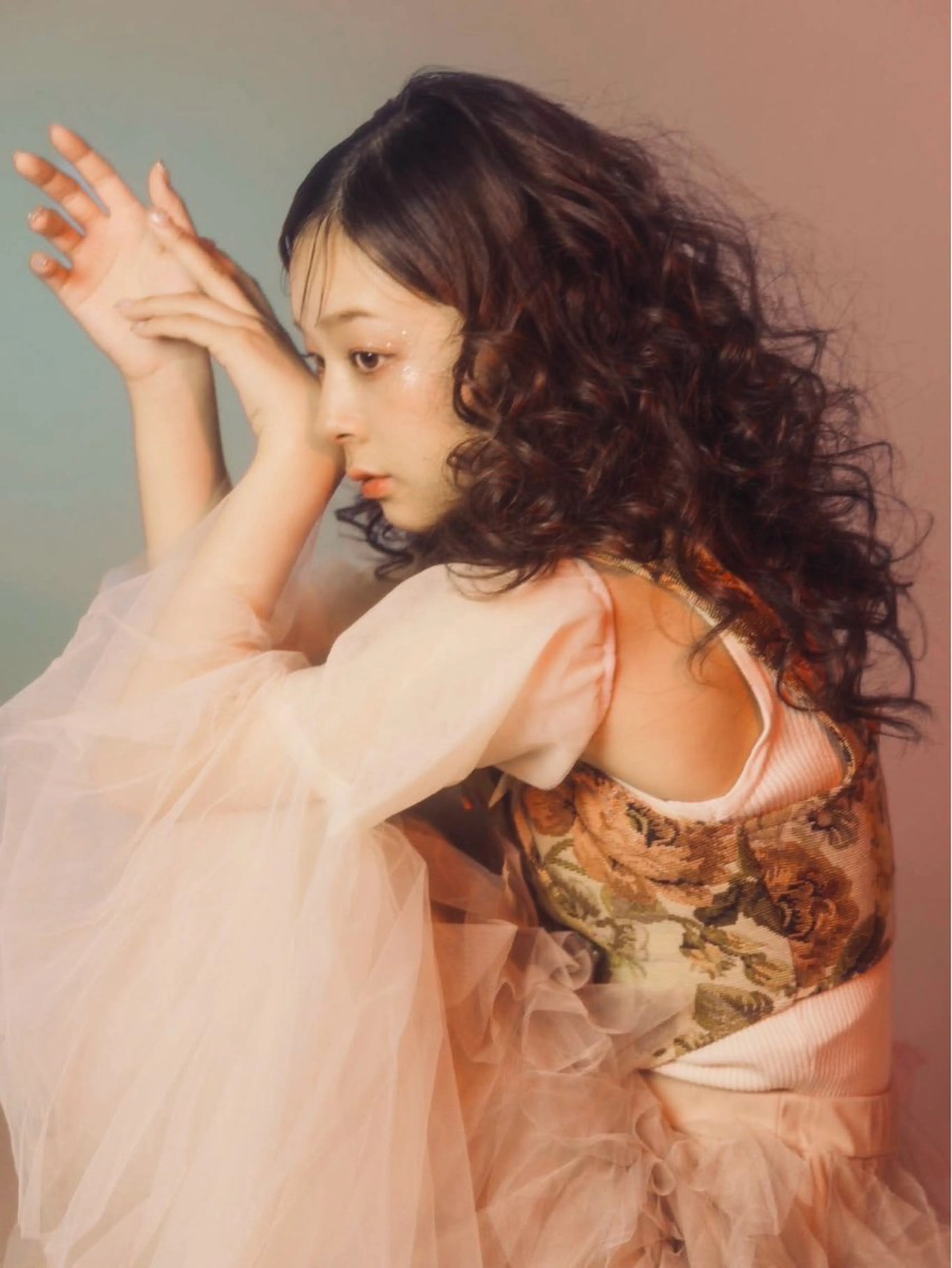 ロング パーマ カット 縮毛矯正 トリートメント 髪質改善美容師 🪽YOSSYのヘアスタイル